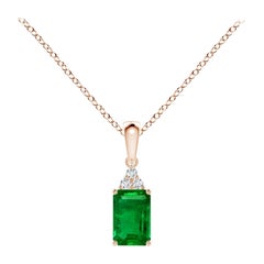 Ciondolo con smeraldo naturale e diamante in oro rosa di dimensioni 6x4 mm