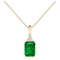 Natural Emerald-Cut Emerald Pendant with Diamond in YellowGold Size-7x5mm