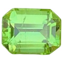 Natürlicher Smaragdschliff Peridot Edelstein: August Geburtsstein, Pakistan 1,28 Karat