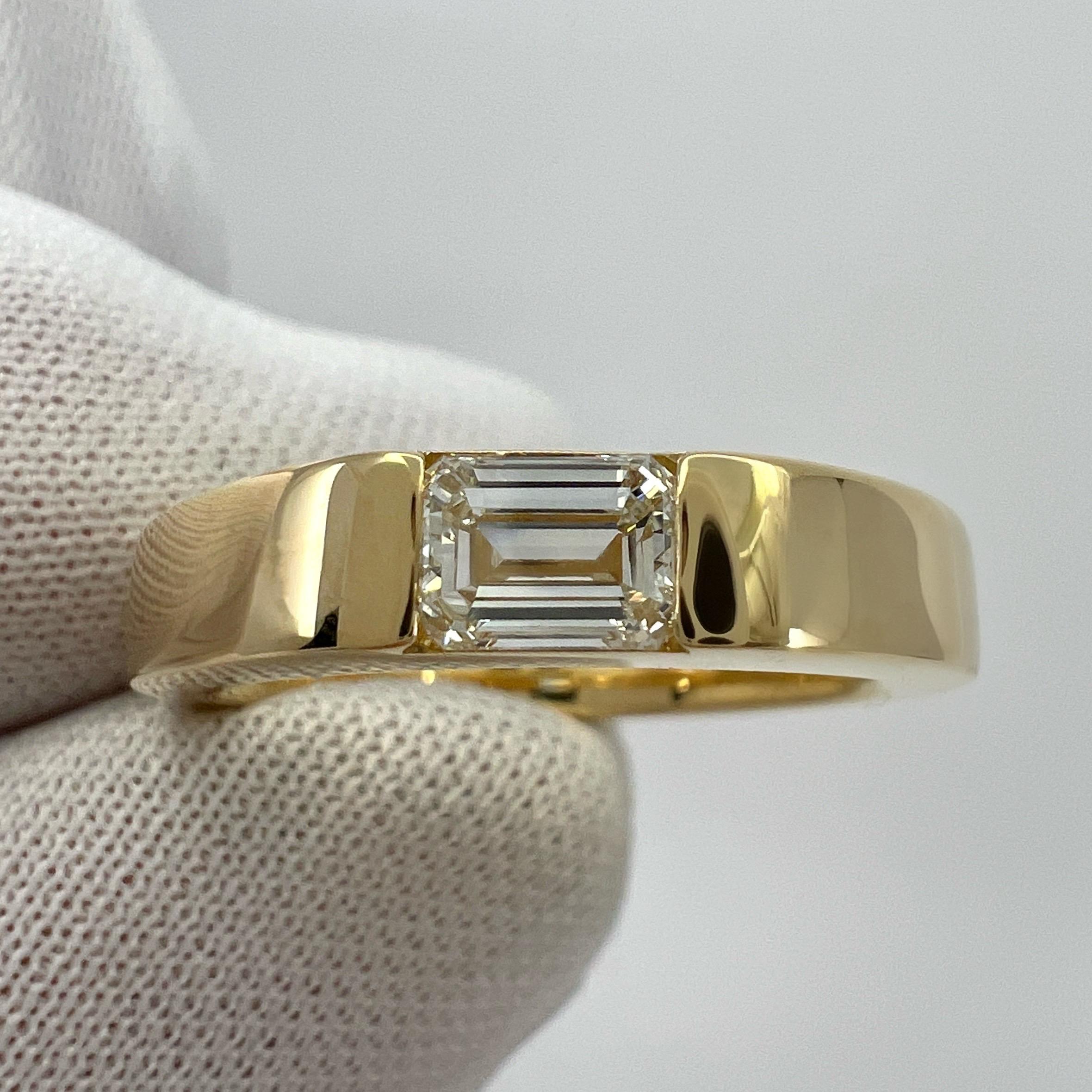 Siegelbandring, natürlicher weißer Diamant im Smaragdschliff 18k Gelbgold Solitär 5