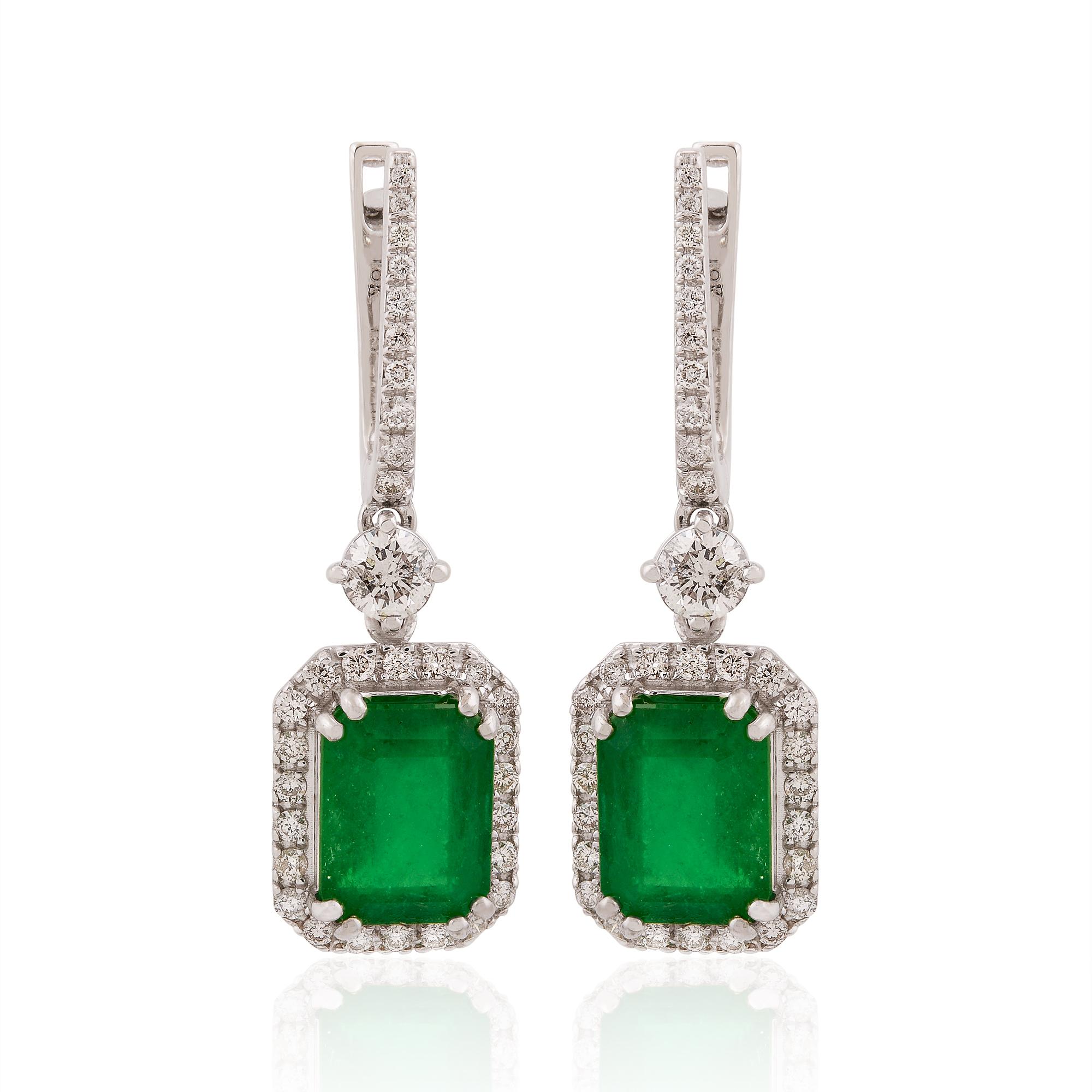 Women's Real Emerald Dangle Earrings 18k White Gold SI Clarity HI Color Diamond Jewelry For Sale