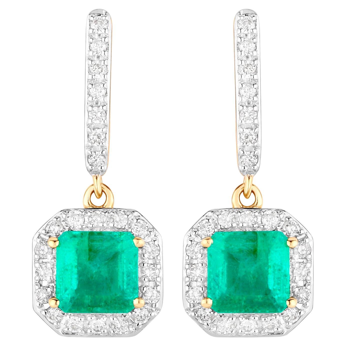 Natural Emerald Dangle Earrings Diamonds 2.10 Carats 14K Yellow Gold For Sale