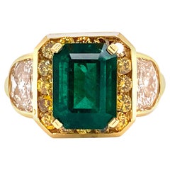 Natural Emerald Diamond 18 Karat Yellow Gold Ring AGL Certified
