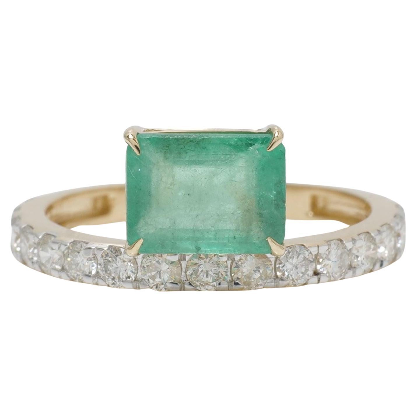 Natural Emerald Diamond Band Stacking Ring in 14k Solid Gold (Certified) For Sale