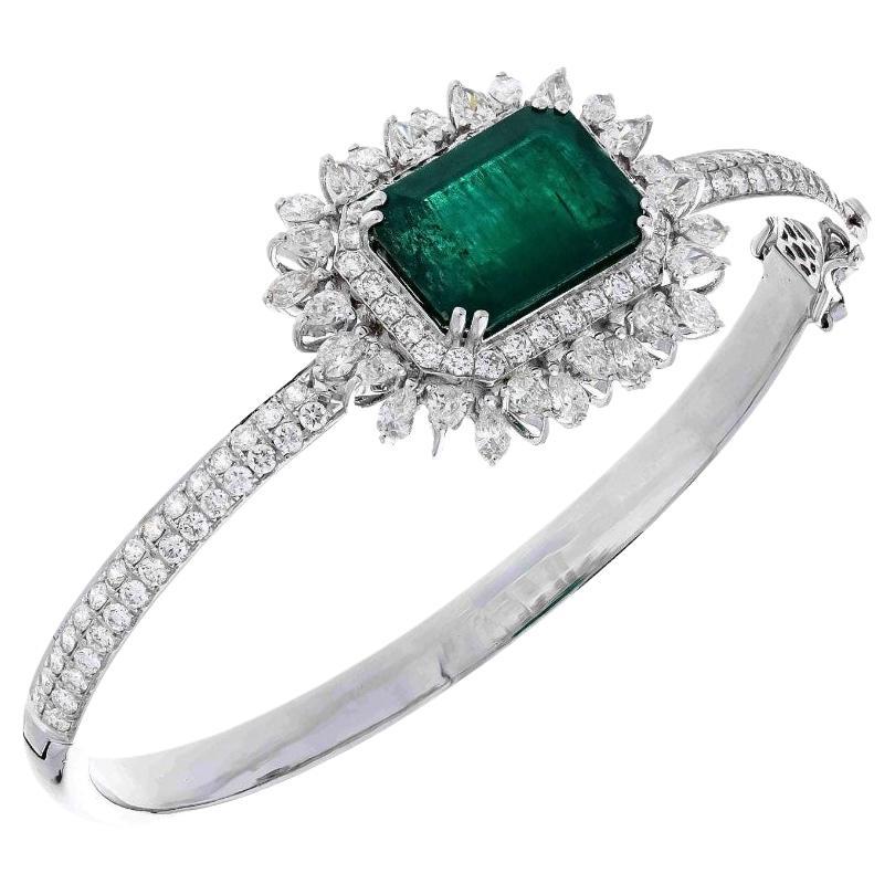 Natural emerald diamond bracelet in 18k gold