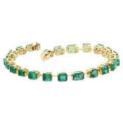 Natural emerald diamond bracelet in 18k gold