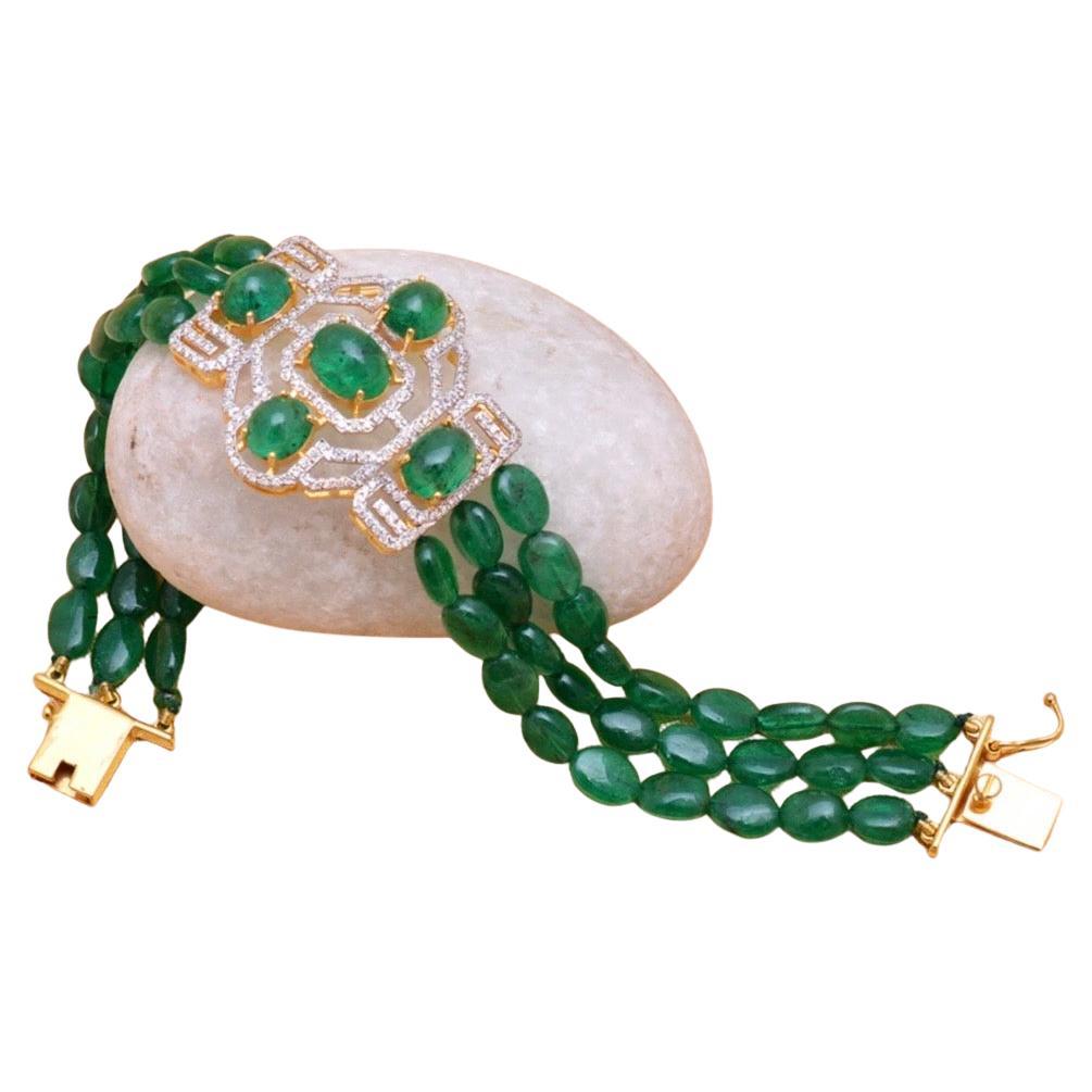 Natural Emerald 
Diamond Bracelet in 18K Gold