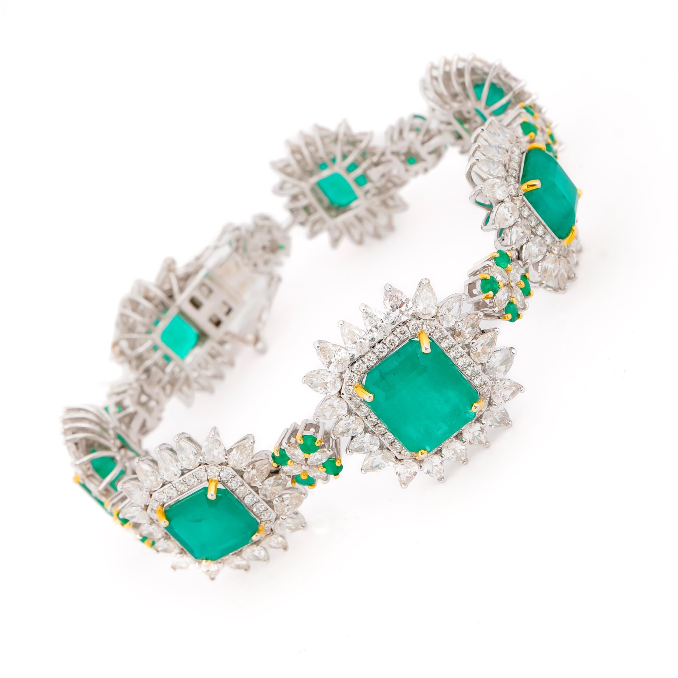 Natural Emerald & diamond Bracelet & Necklace in 14k gold In New Condition For Sale In jaipur, IN