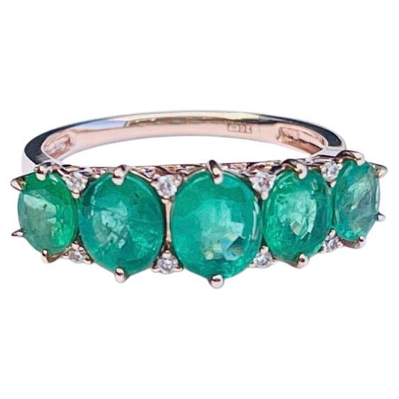 Eternity-Ring aus 14 Karat Roségold mit natürlichem Smaragd und Diamant im Bridge-Stil und Valuation im Angebot