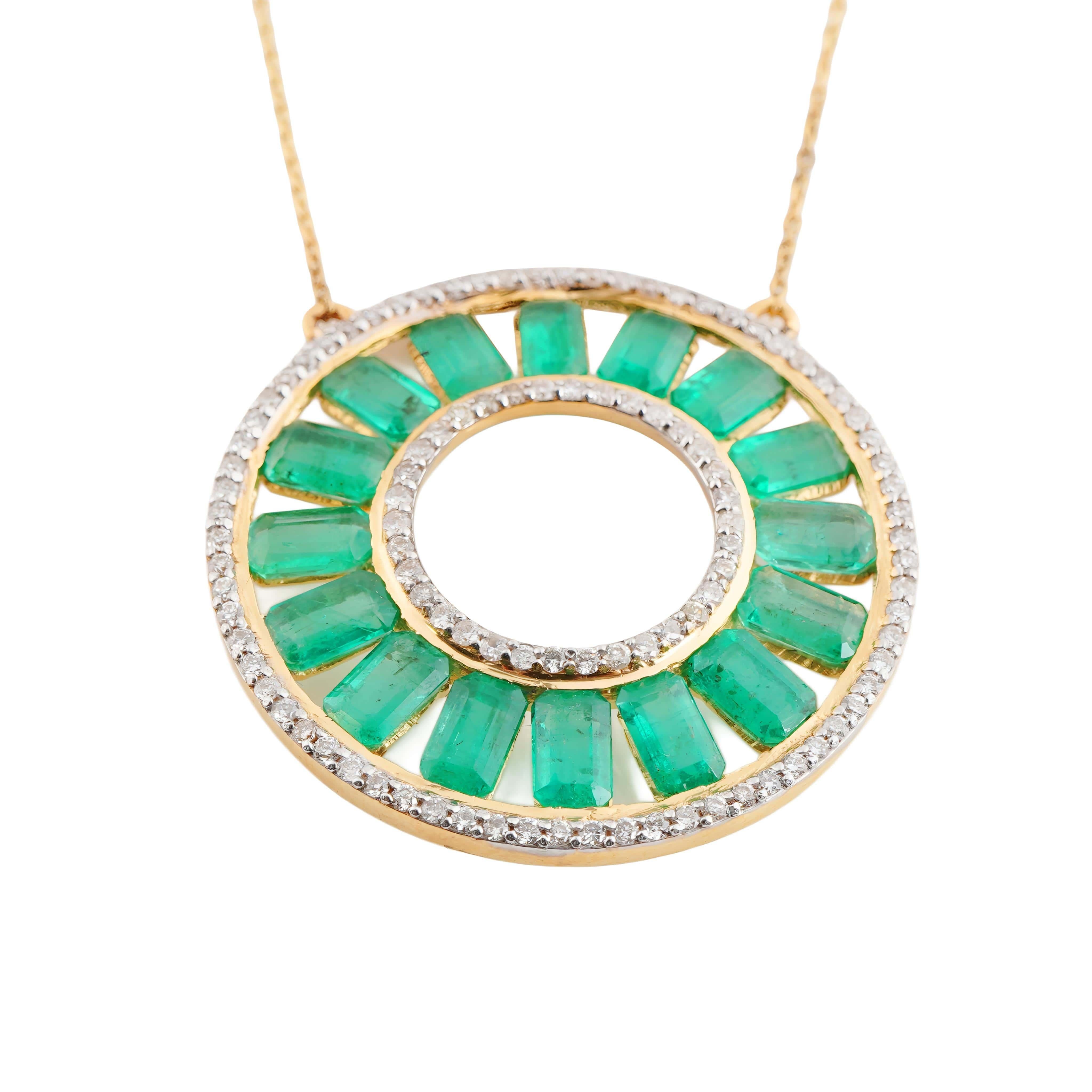 GW=7.110gm
NW=4.182gm
KETTE 14K =1.89gm
Smaragd =4,55cts
Diamant =0,64cts
FOLLOW MonalisaJewelry Inc. Storefront, um die neueste Collection'S zu sehen.
Kostenloser Versand .
Wir empfehlen Ihnen, einen Blick auf alle Bilder für diesen Artikel zur