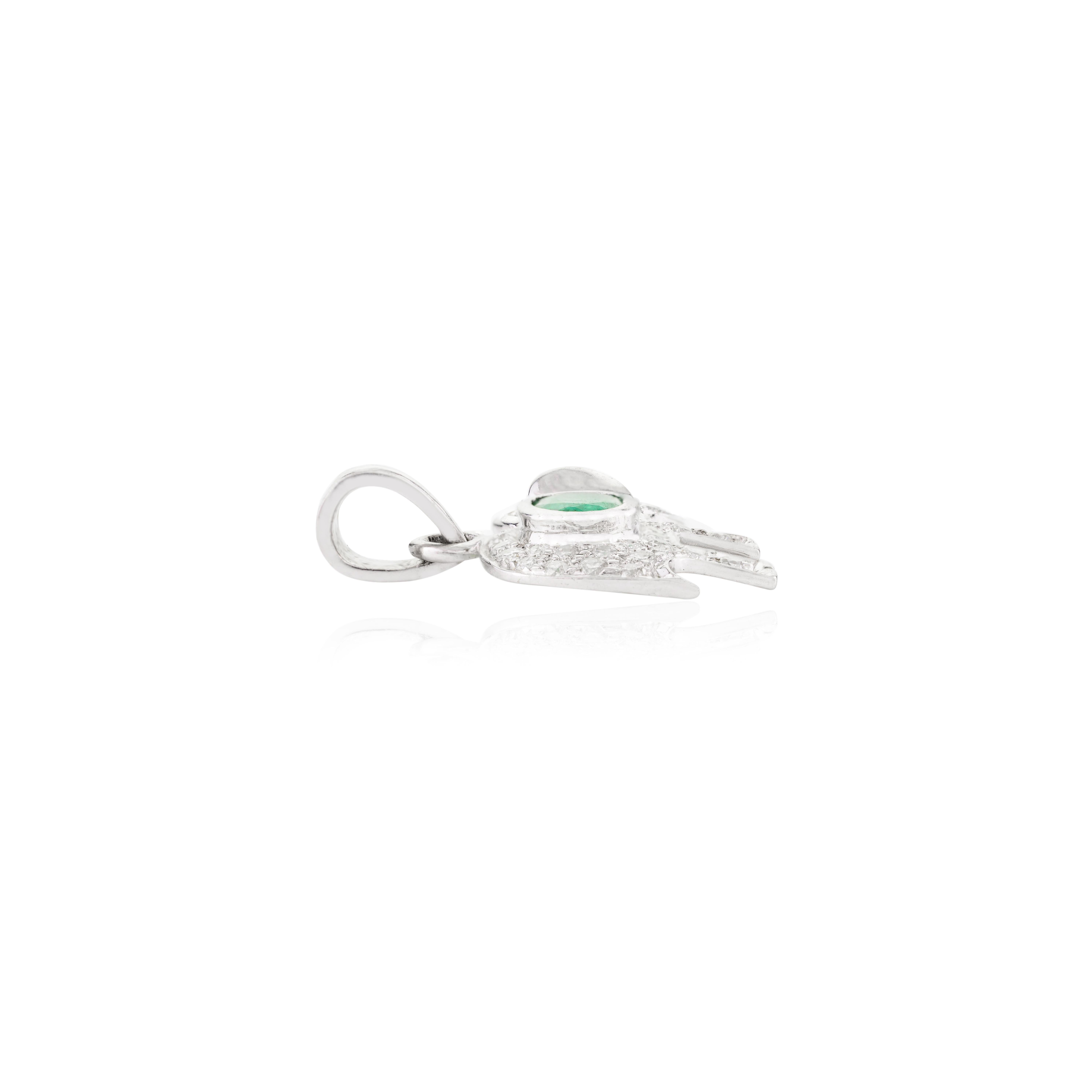Natürlicher Smaragd-Diamant-Daunen-Elefanten-Anhänger aus 18 Karat massivem Weißgold Damen im Angebot