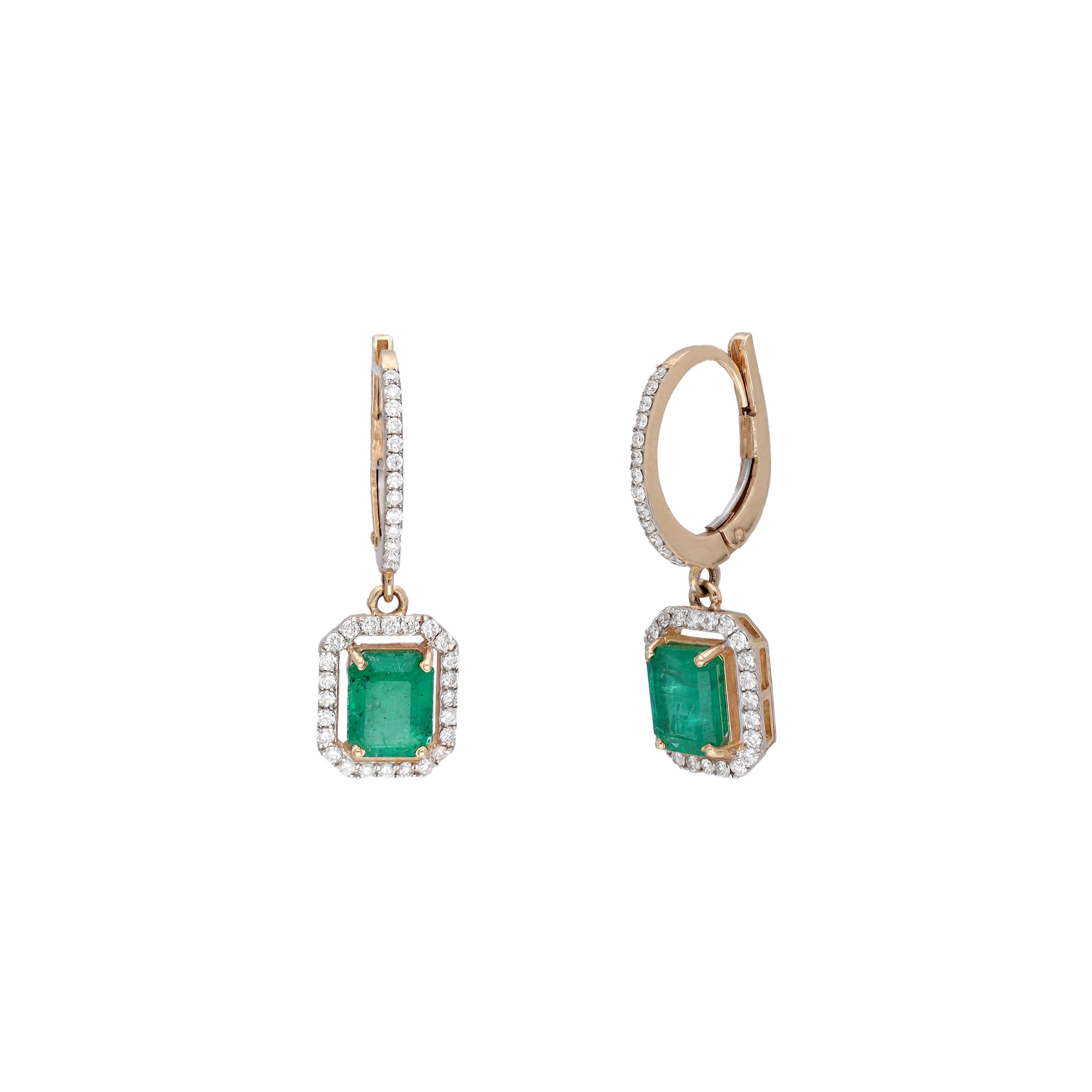Natural Emerald & diamond earring 14k gold In New Condition In jaipur, IN