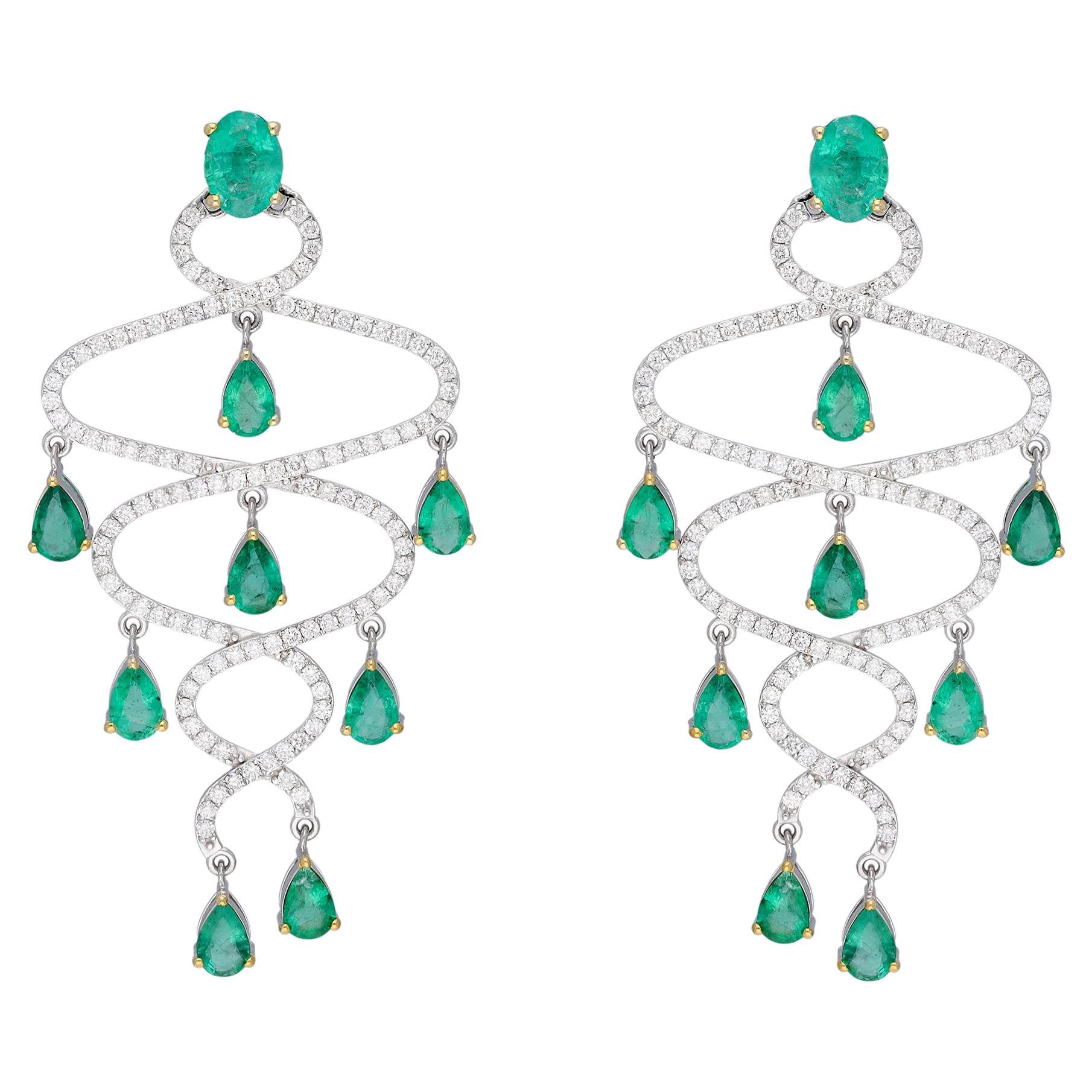 Pendiente Esmeralda natural y diamante Oro 14k