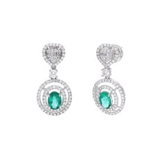 Natural Emerald & Diamond Earring in 18k Gold