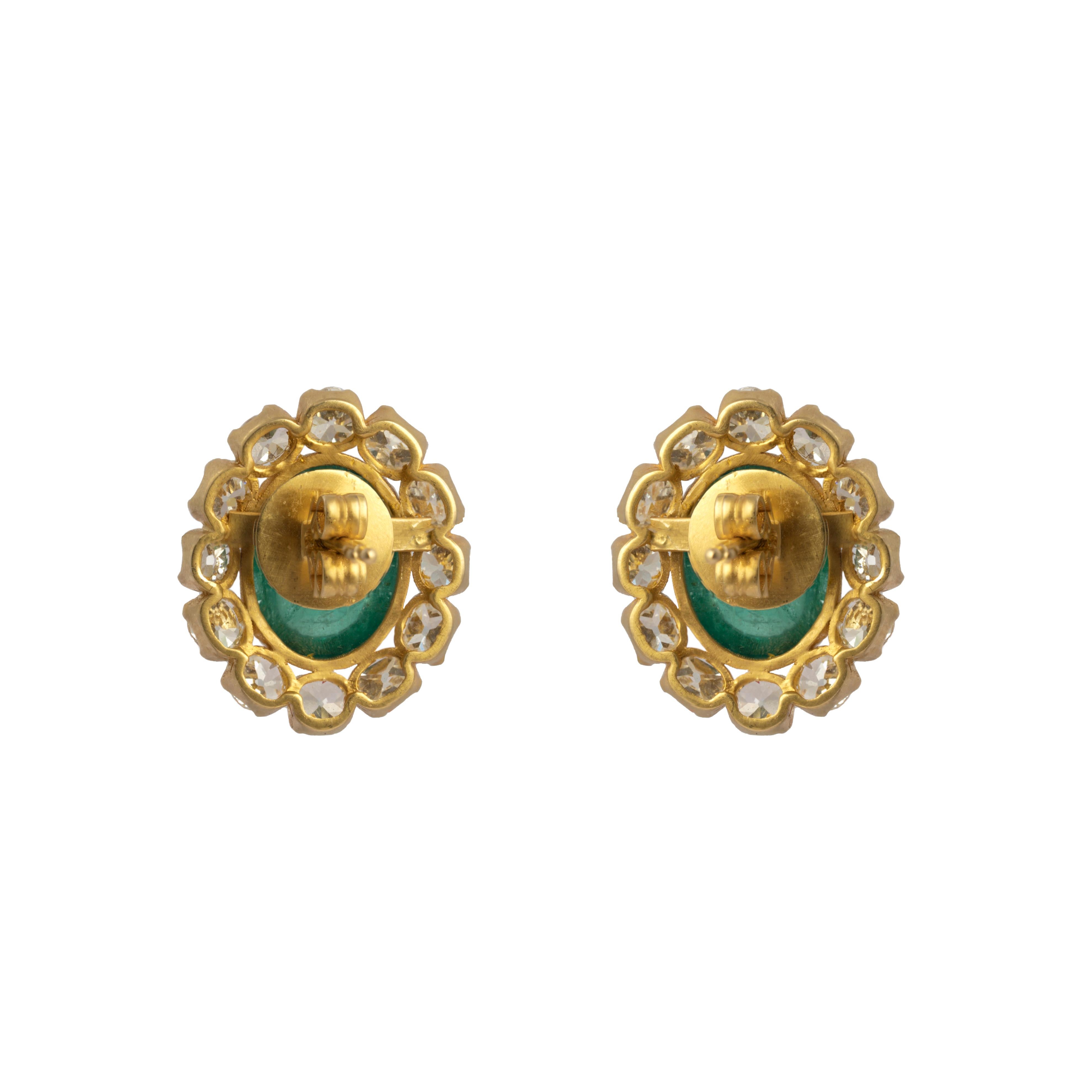 Pendiente de Diamante Esmeralda Natural en Oro de 18k en Nuevo Estado en New York, NY