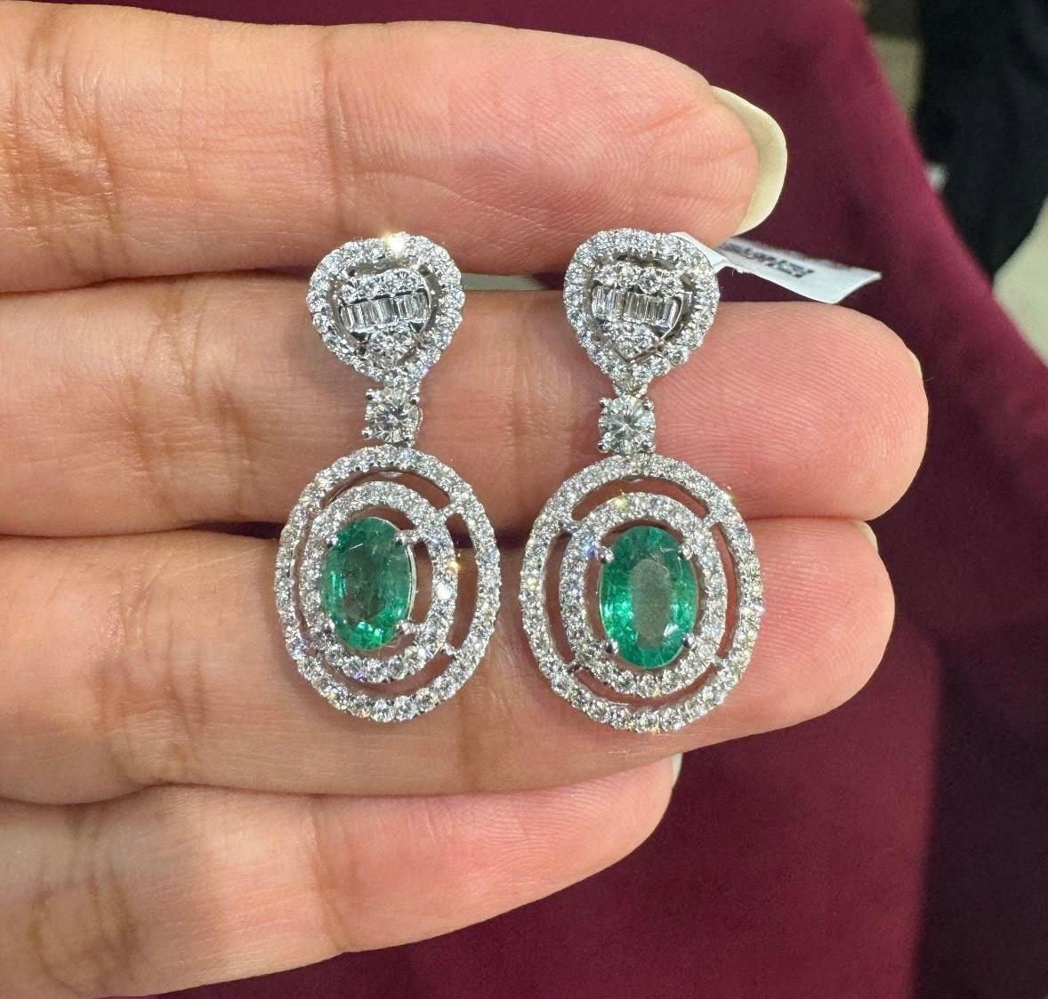 De las mujeres Pendiente de Diamante Esmeralda Natural en Oro de 18k en venta