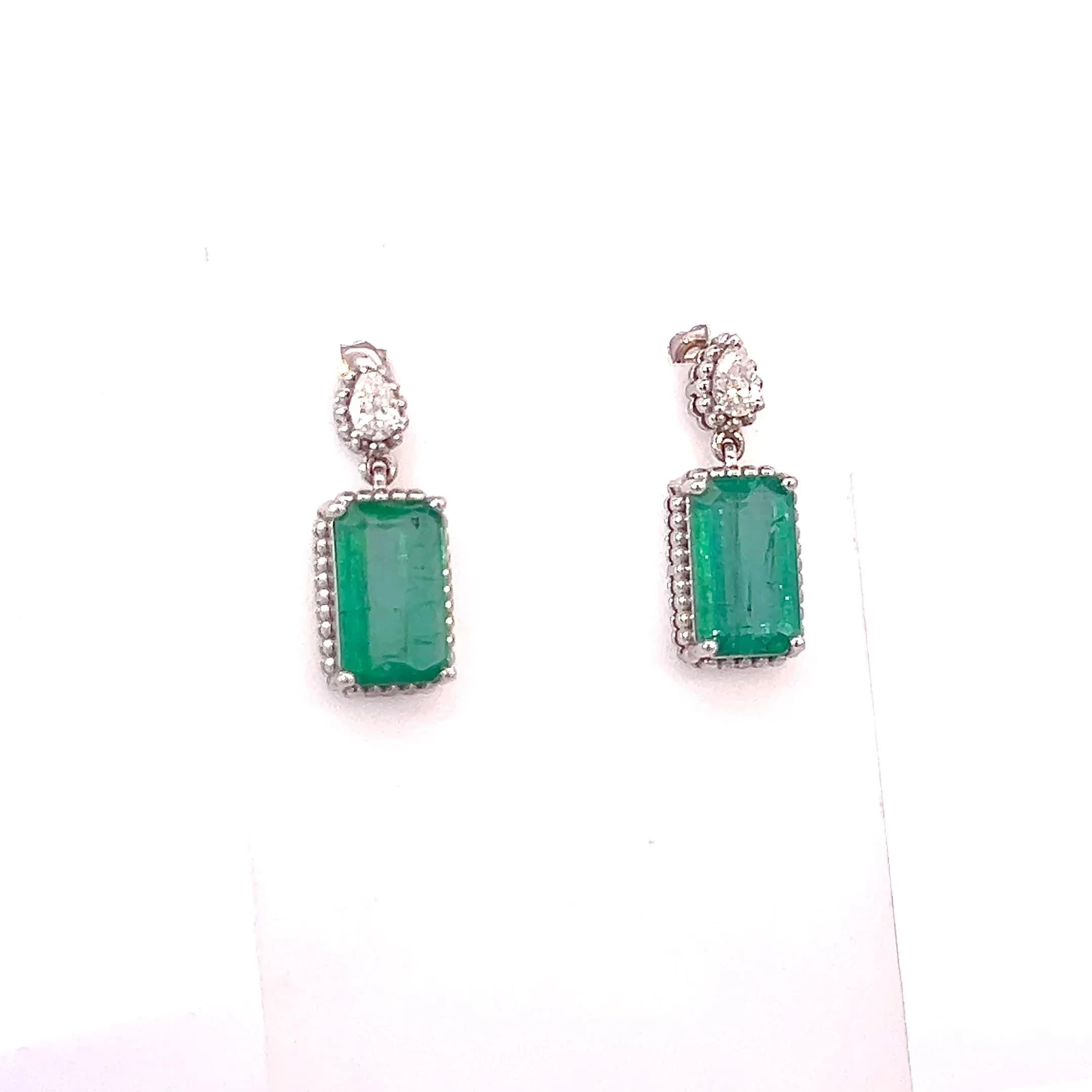 Women's Natural Emerald Diamond Earrings 14k Gold 5.0 TCW Certified For Sale
