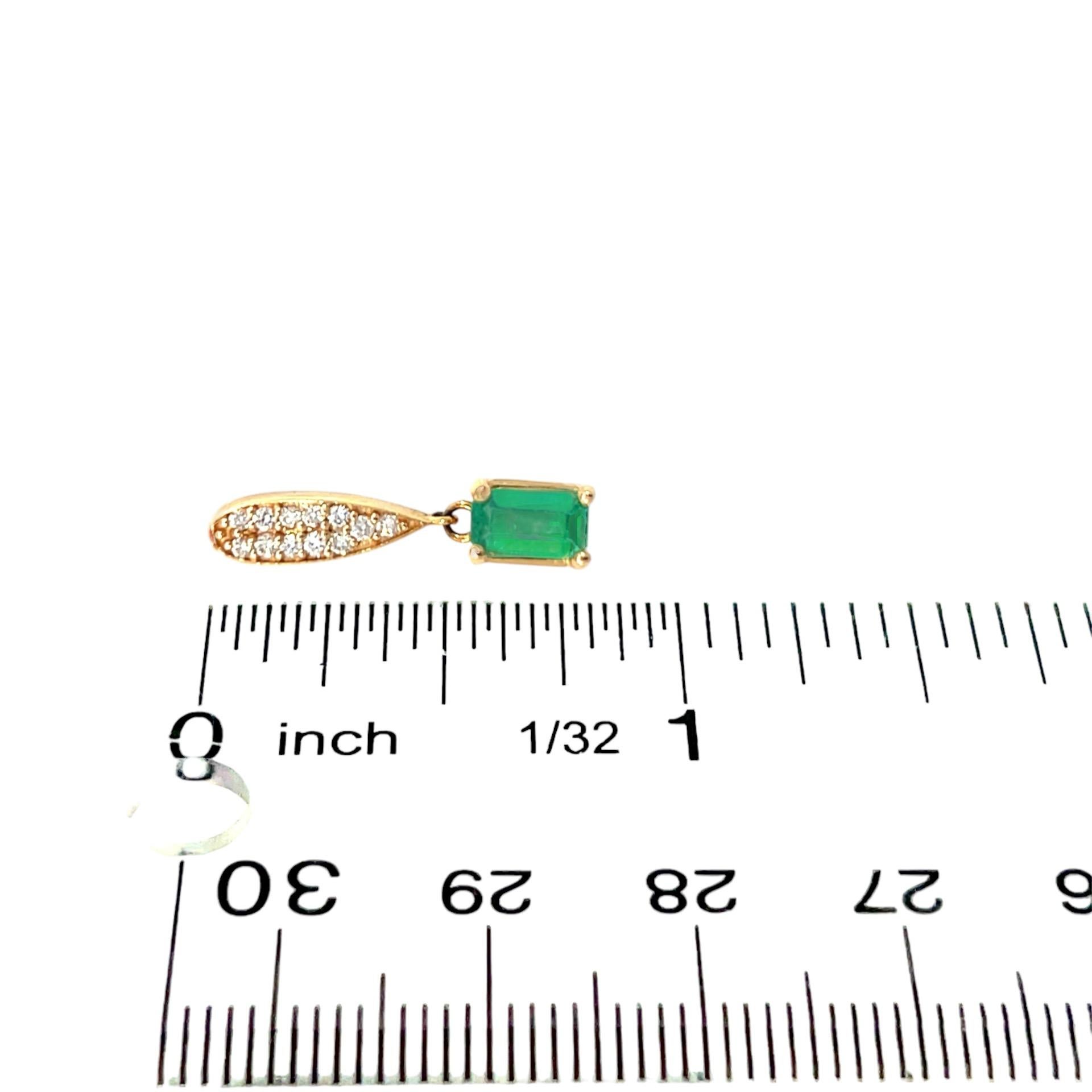 Orecchini con diamante smeraldo naturale in oro giallo 14k 1,09 TCW certificato in vendita 7