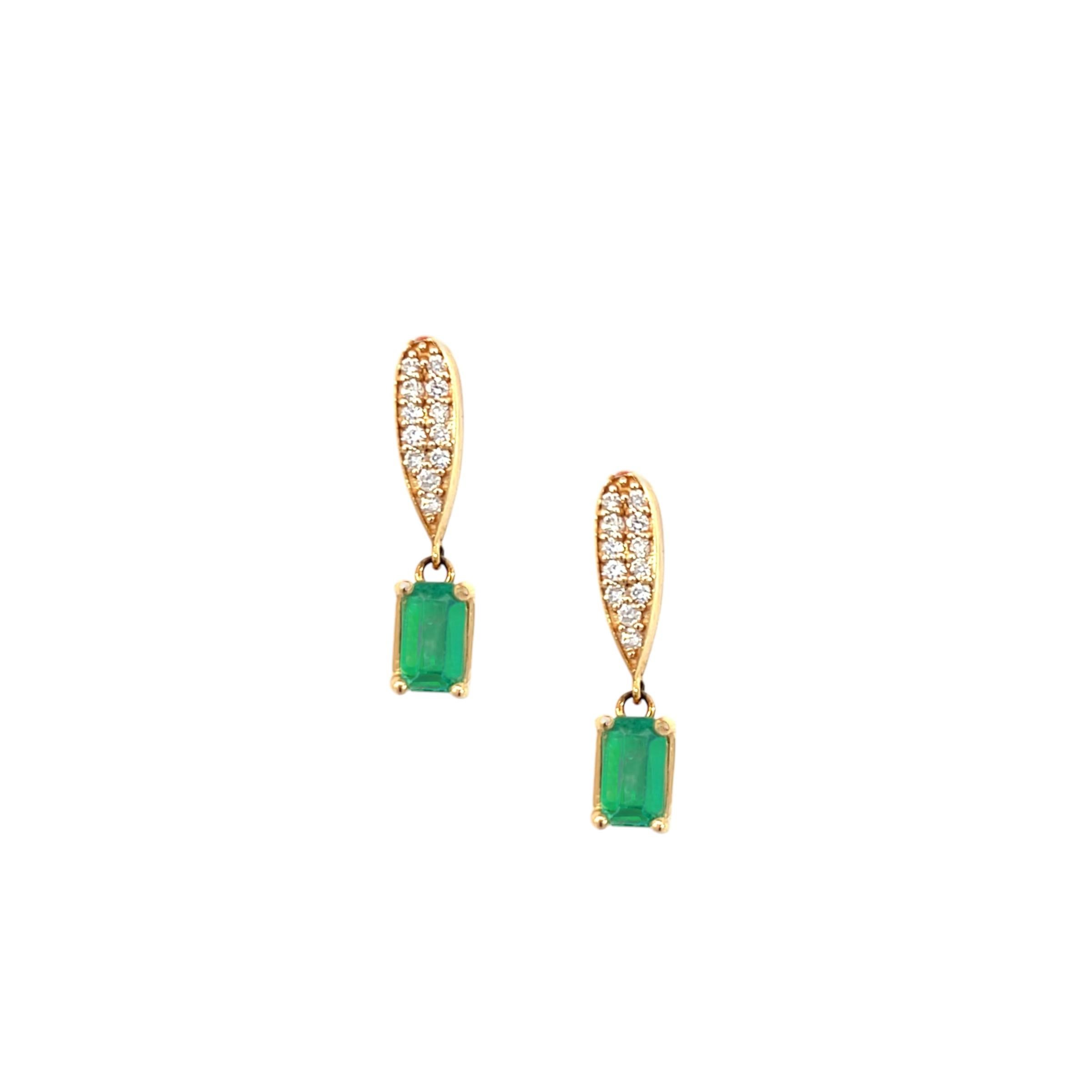 Orecchini con diamante smeraldo naturale in oro giallo 14k 1,09 TCW certificato in vendita 2