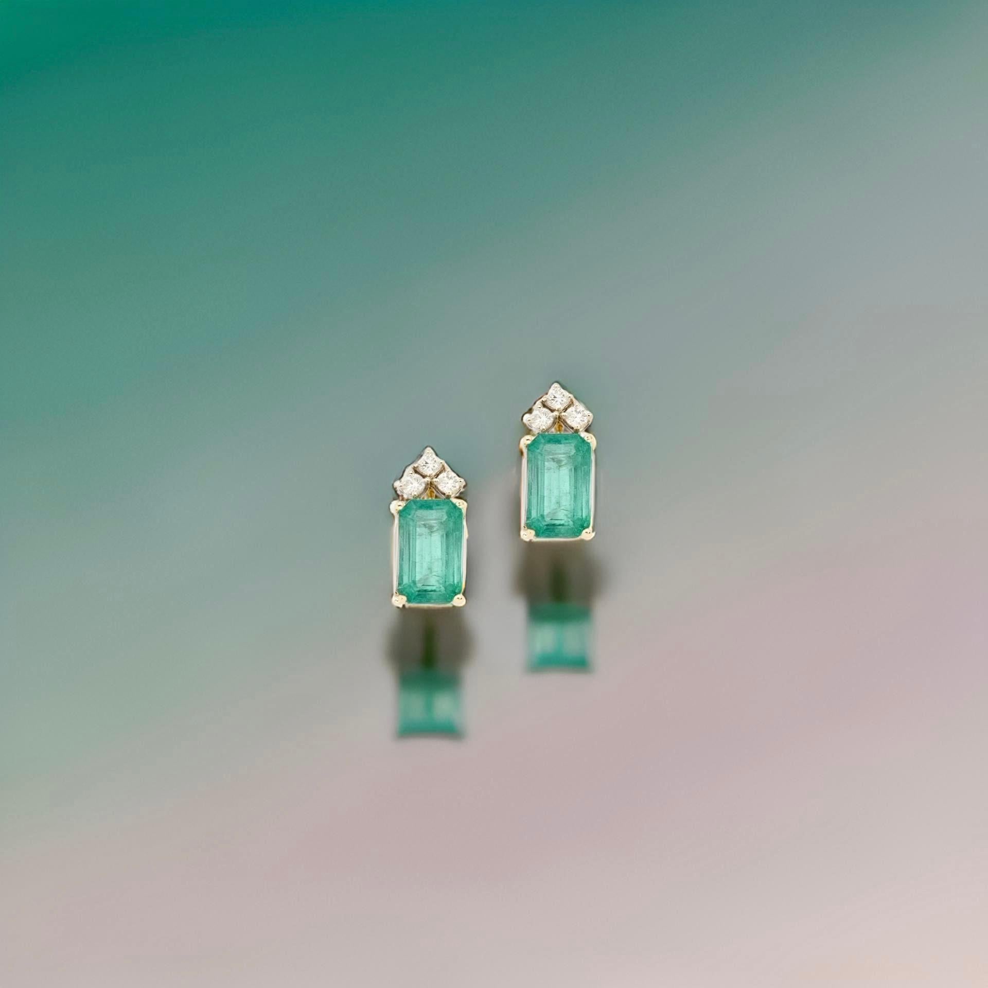 Boucles d'oreilles diamant émeraude naturelle or jaune 14k 1.69 TCW Certified en vente 9