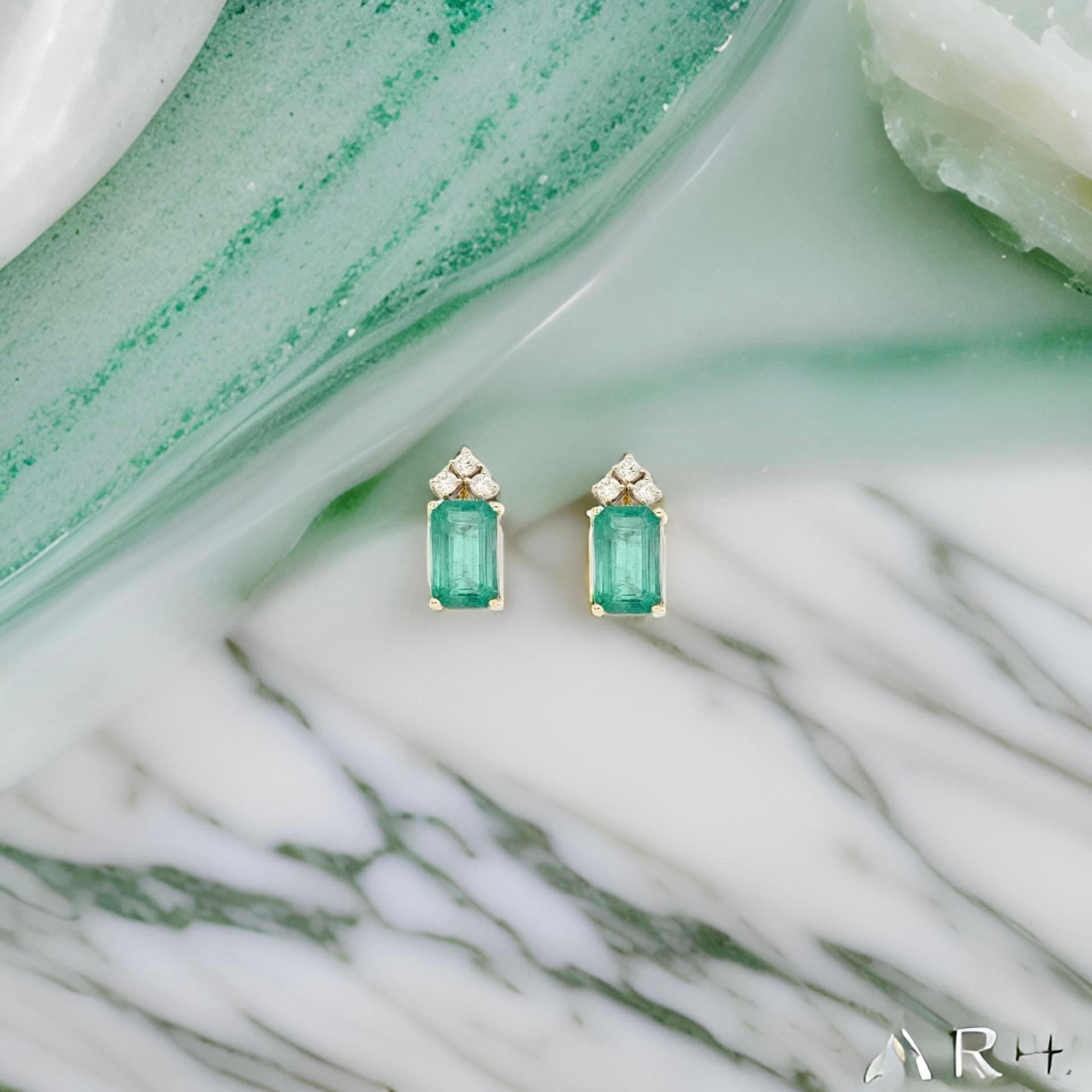Boucles d'oreilles diamant émeraude naturelle or jaune 14k 1.69 TCW Certified en vente 10