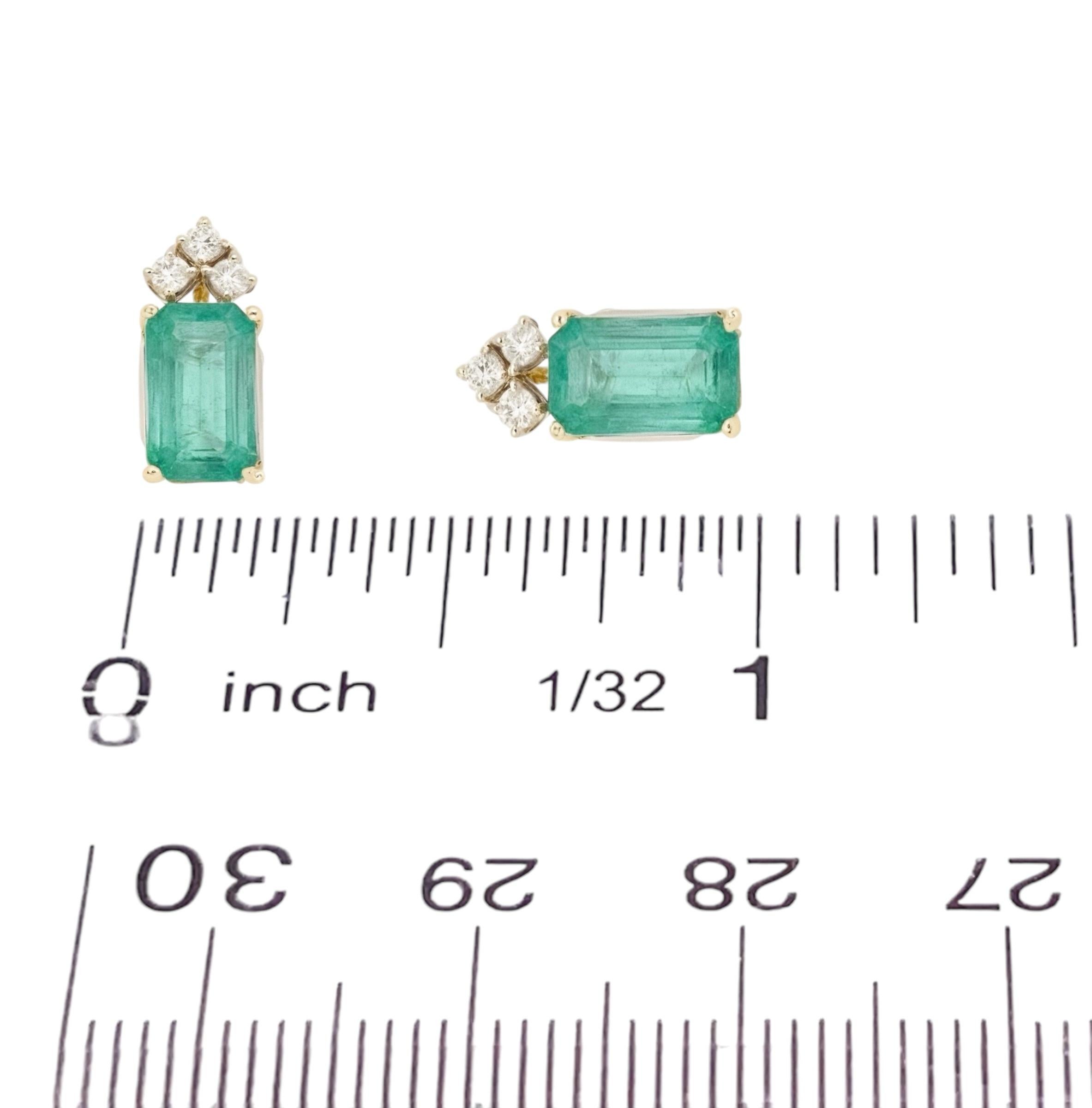 Boucles d'oreilles diamant émeraude naturelle or jaune 14k 1.69 TCW Certified en vente 11