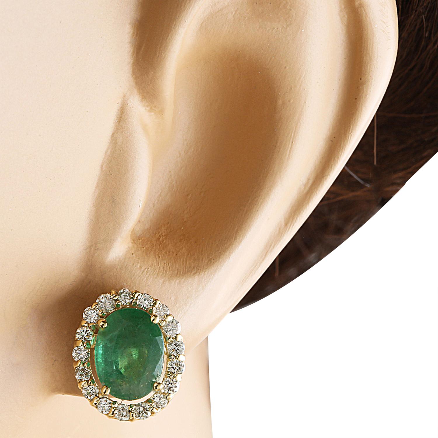 Oval Cut Dazzling Emerald and Diamond Earrings in 14 Karat Solid Yellow Gold For Sale