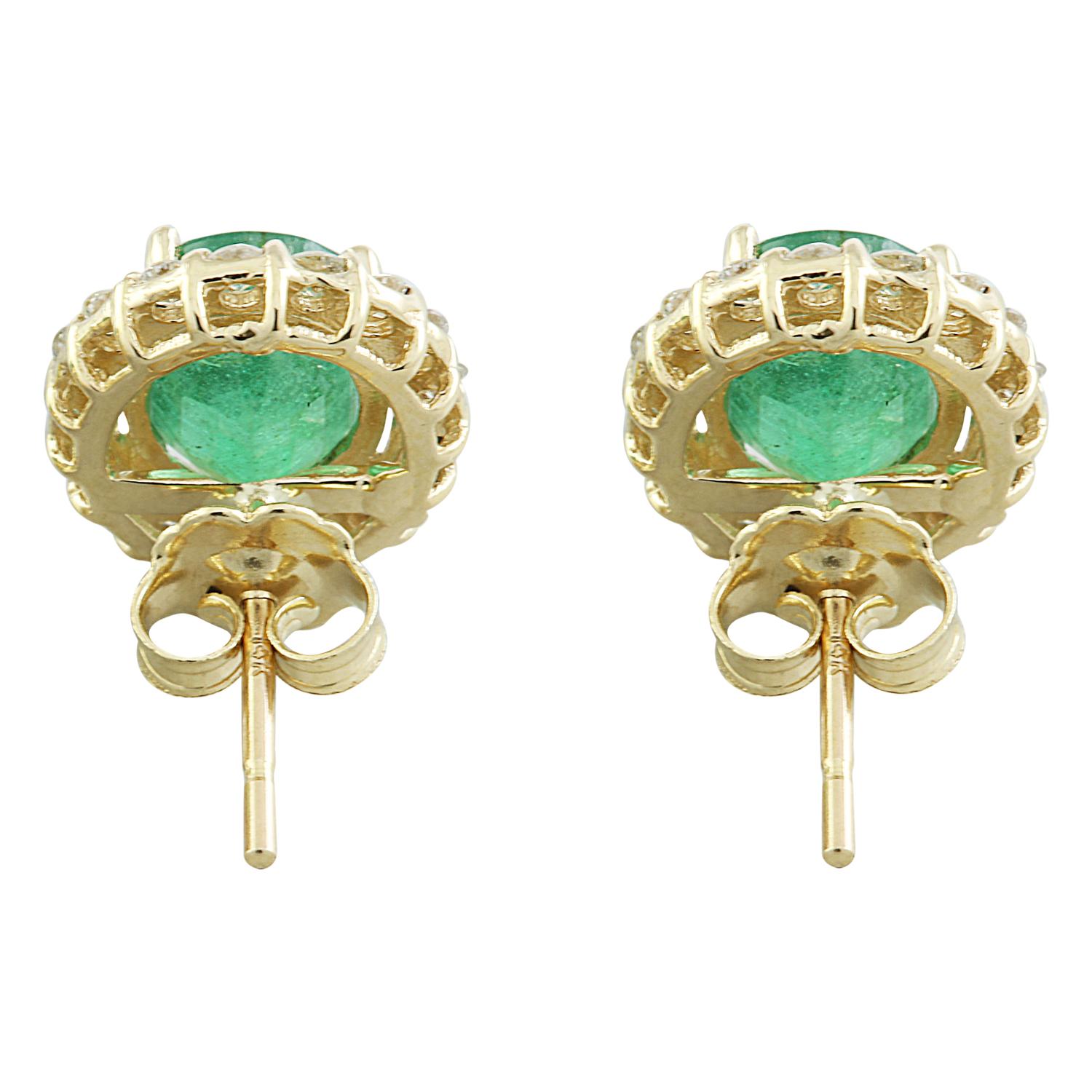 Modern Dazzling Emerald and Diamond Earrings in 14 Karat Solid Yellow Gold For Sale