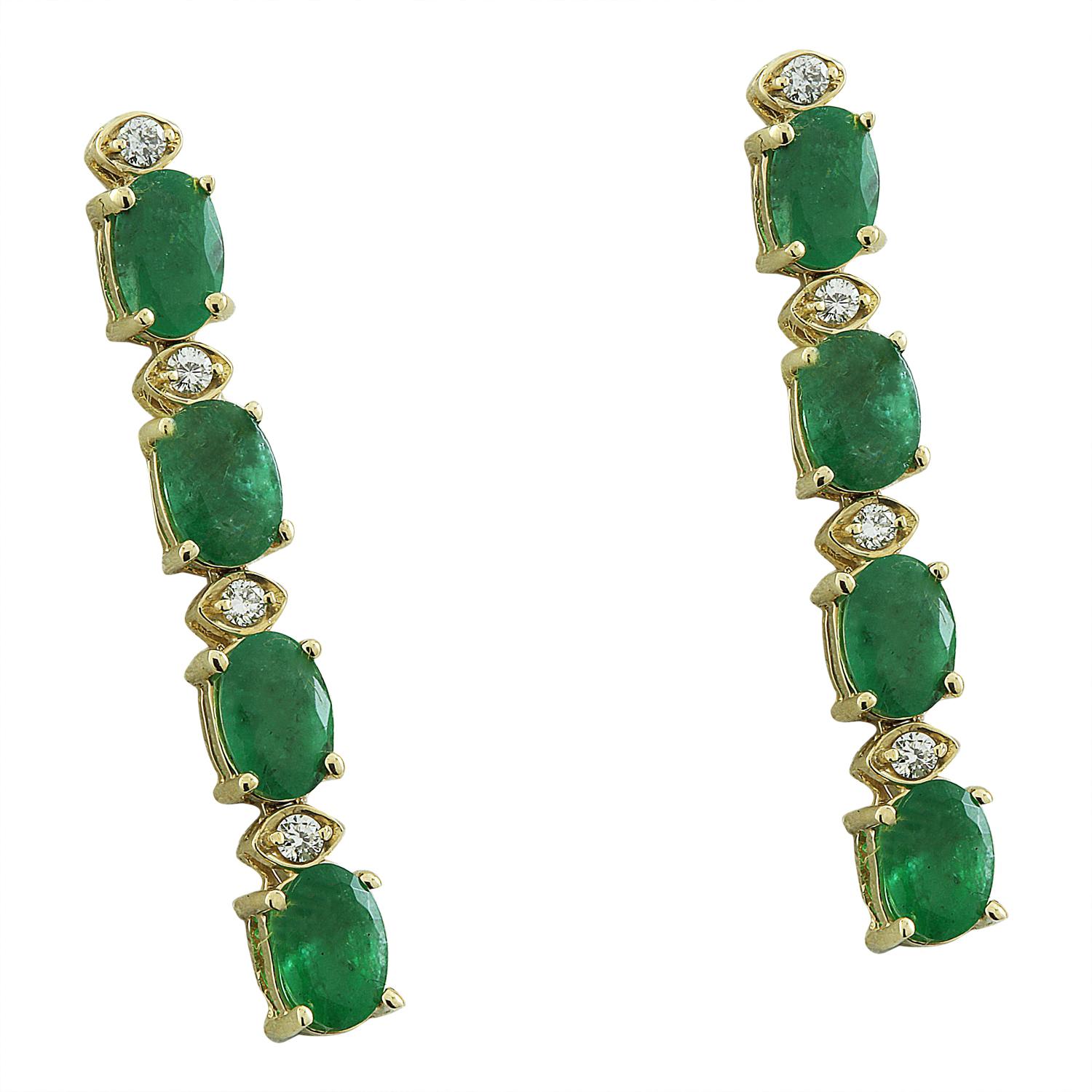 Natural Emerald Diamond Earrings in 14 Karat Solid Yellow Gold  In New Condition For Sale In Los Angeles, CA