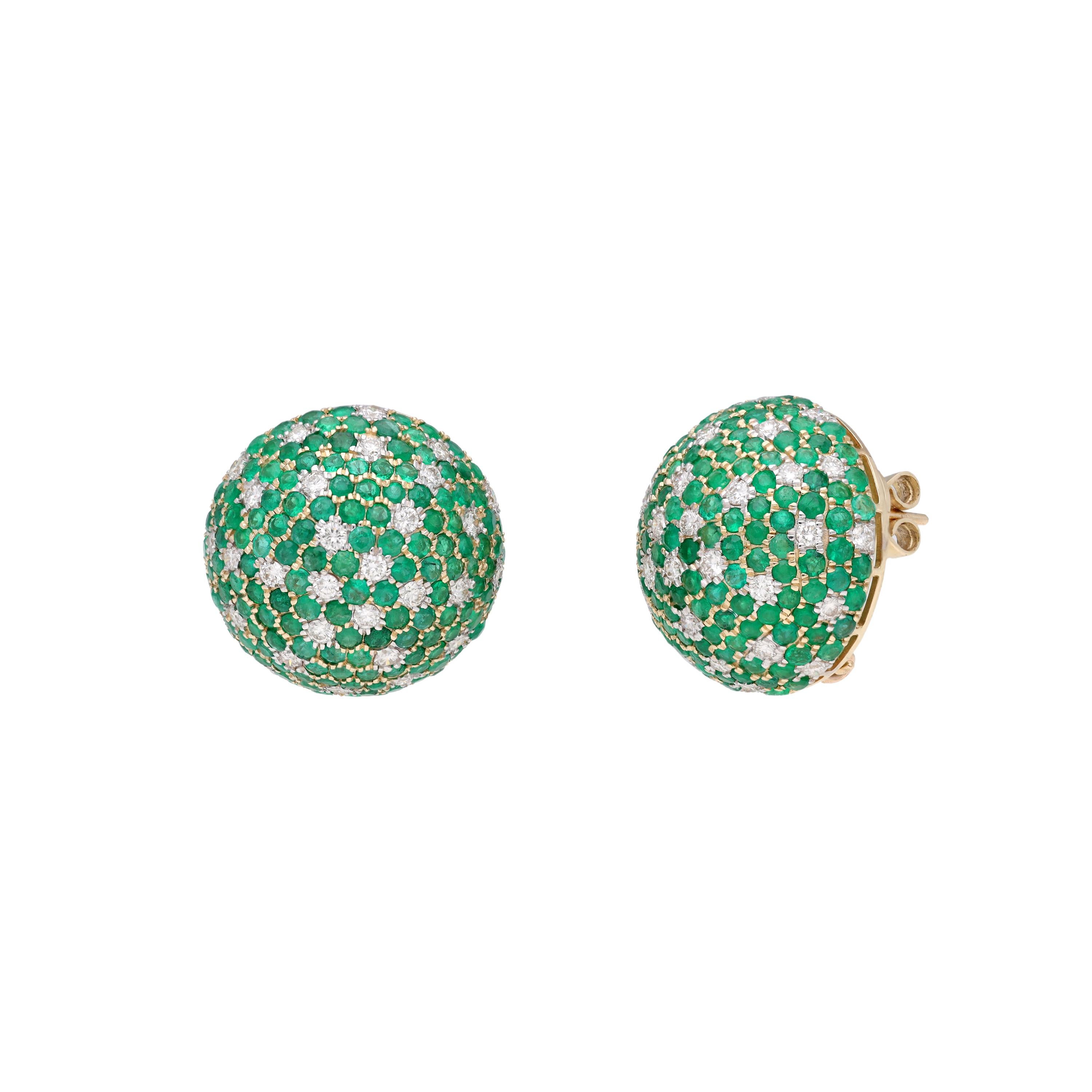 Natural Emerald & Diamond Gold earring in 14k In New Condition For Sale In jaipur, IN