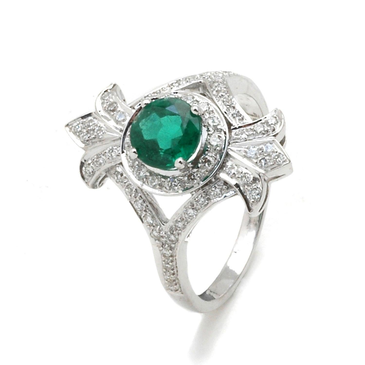 Natural Emerald & Diamond Gold Ring In New Condition For Sale In jaipur, IN
