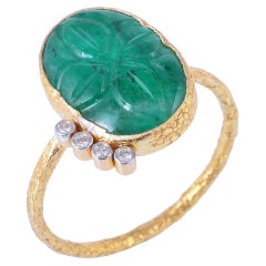 Natural Emerald & Diamond Gold Ring in 18k