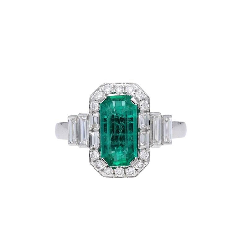 PRODUCT DETAILS -
===============
➡️GEMSTONE DETAILS :
❋ Gemstone : Emerald
❋ Gemstone Weight : 1.60 cts
❋ Gemstone Size : 10.8 X 5.7 mm
❋ Gemstone Shape : Octagon
❋ Gemstone Type : Natural

➡️DIAMOND DETAILS :
❋ Diamond Weight : 0.91 cts
❋ Diamond