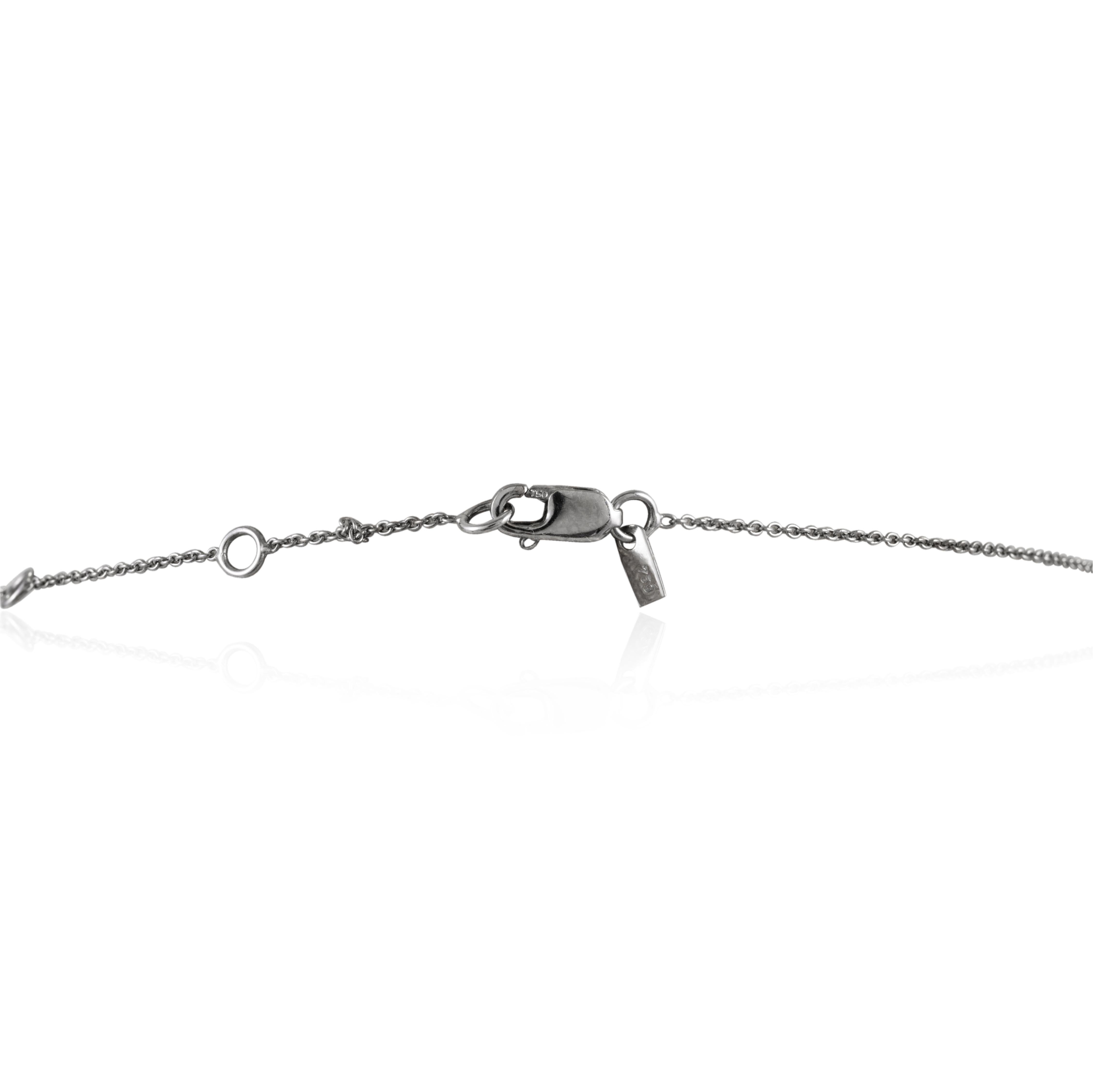 Collana a catena con diamanti e smeraldi naturali in oro bianco massiccio 18 carati In condizioni Nuovo in vendita a New York, NY