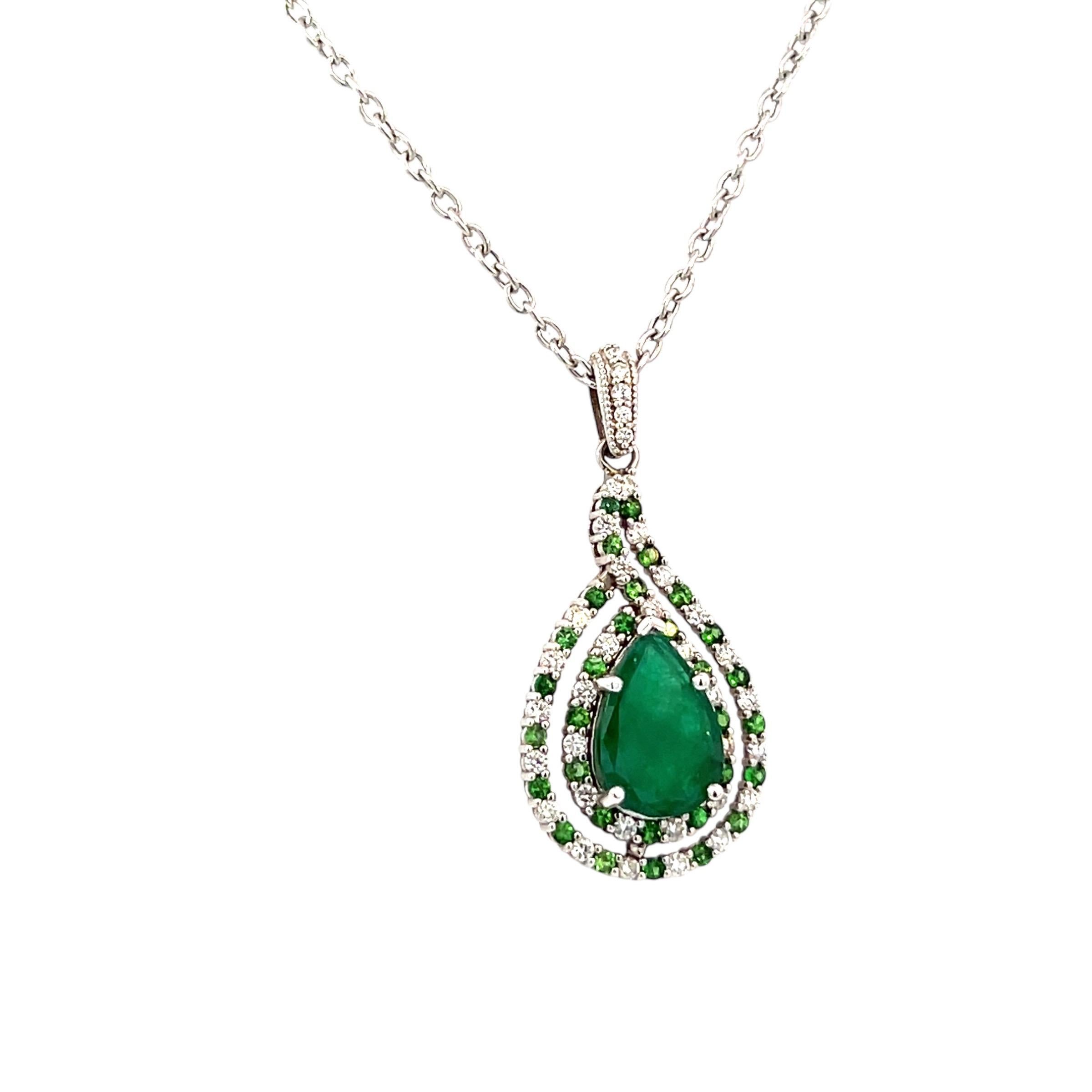Pear Cut Natural Emerald Diamond Necklace 18