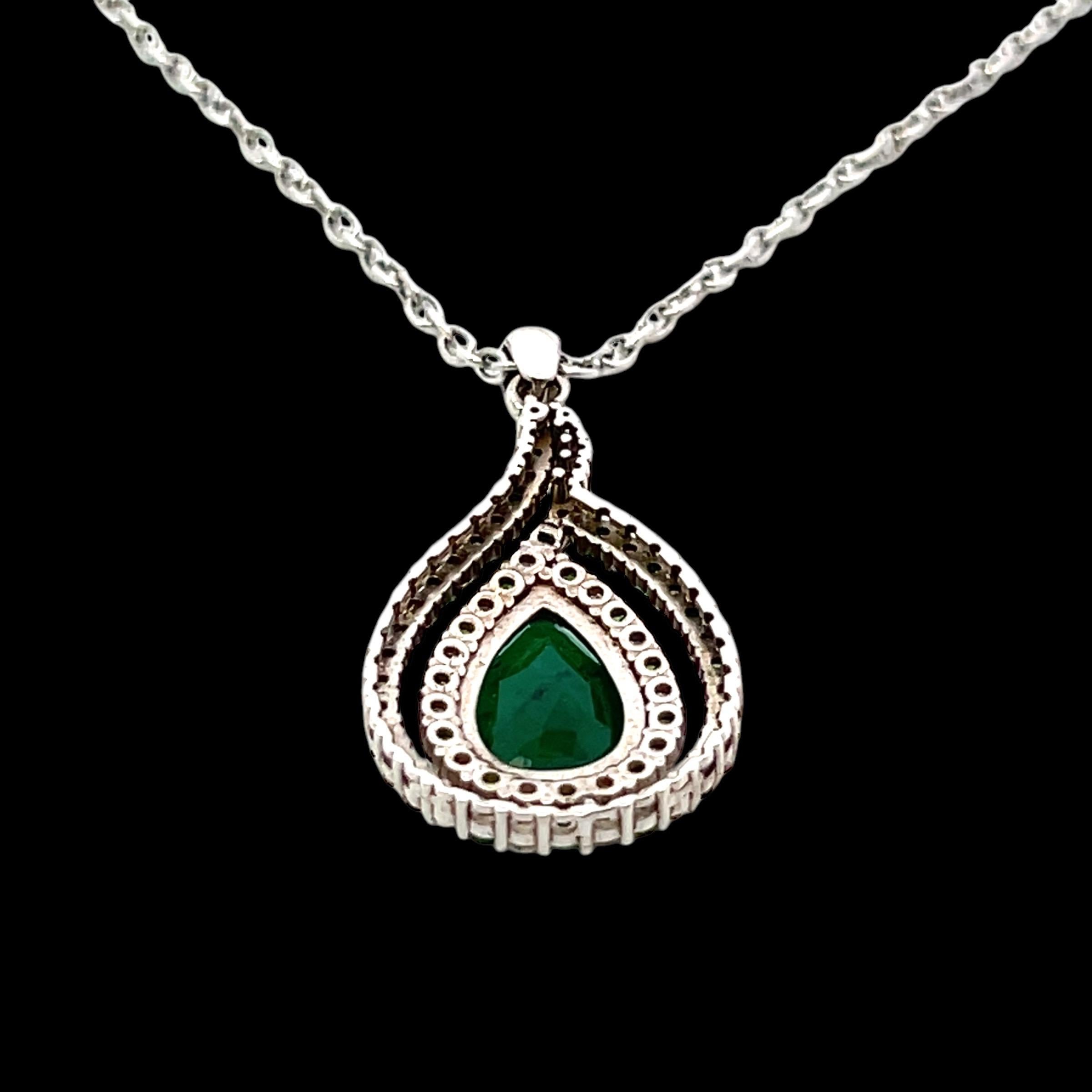 Natural Emerald Diamond Necklace 18