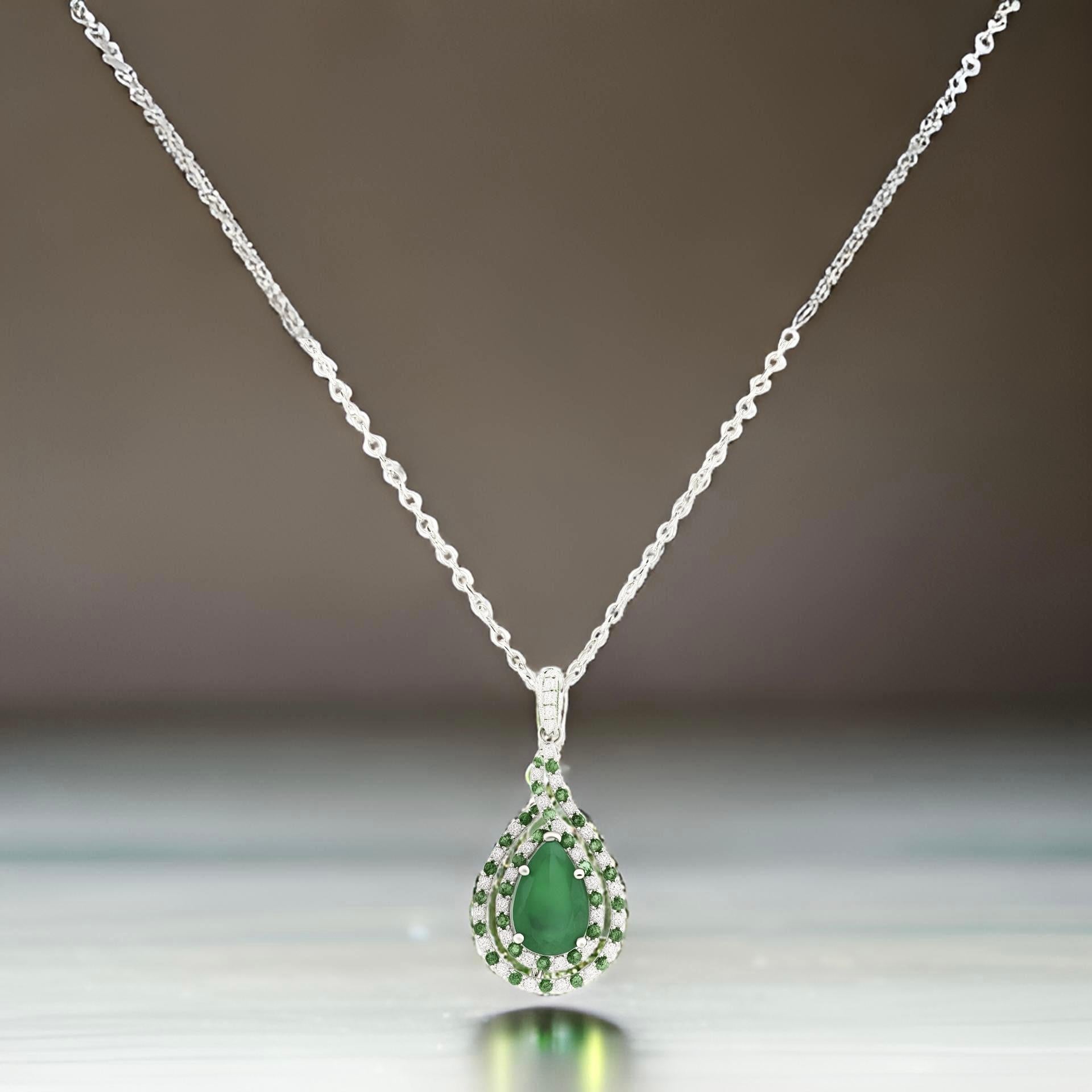 Women's Natural Emerald Diamond Necklace 18