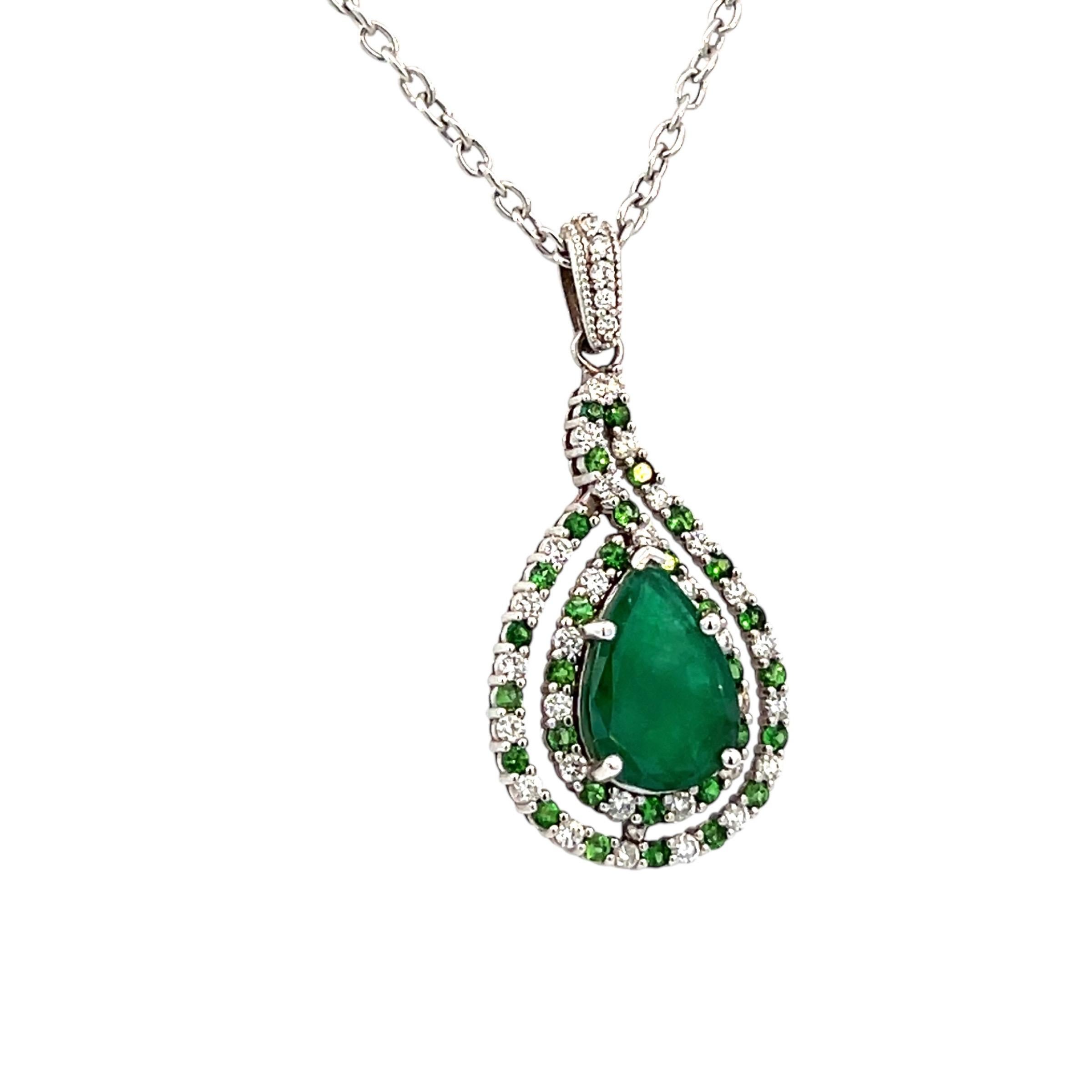Natural Emerald Diamond Necklace 18
