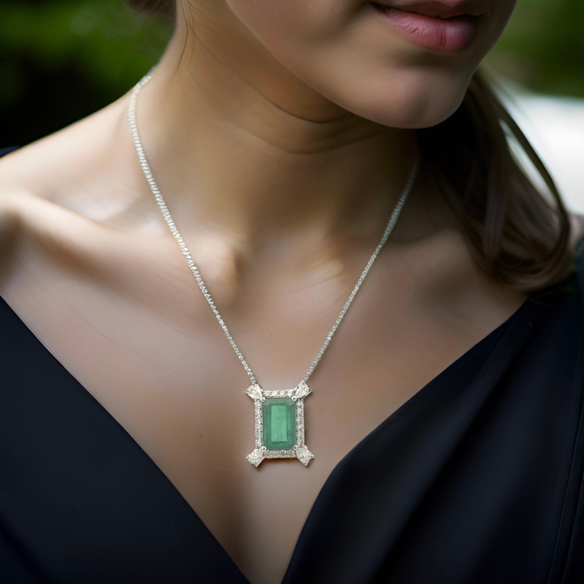 Natural Quality Emerald  and Diamond Necklace 18
