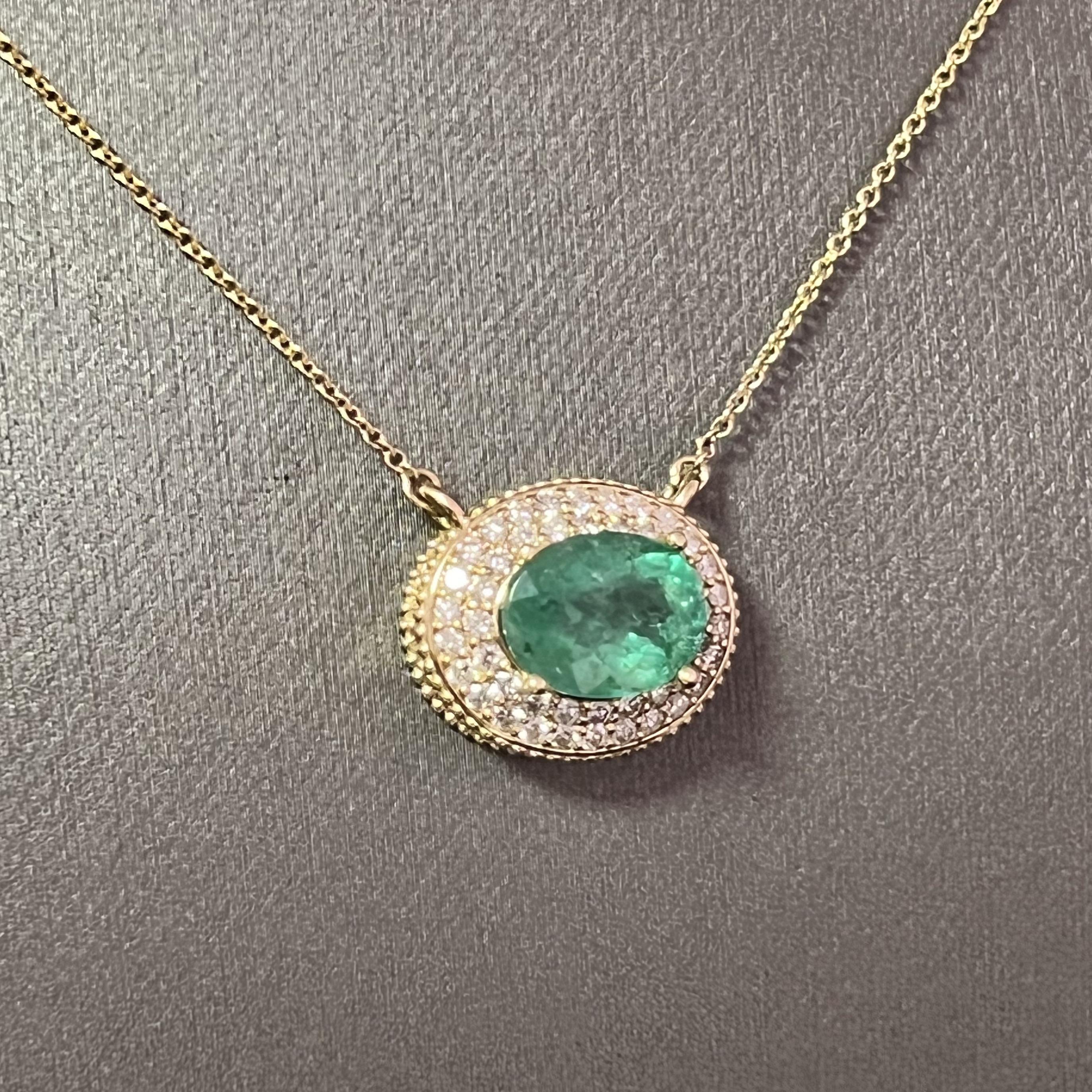 Natural Emerald Diamond Necklace 14k Gold 6.29 Tcw Certified For Sale 4