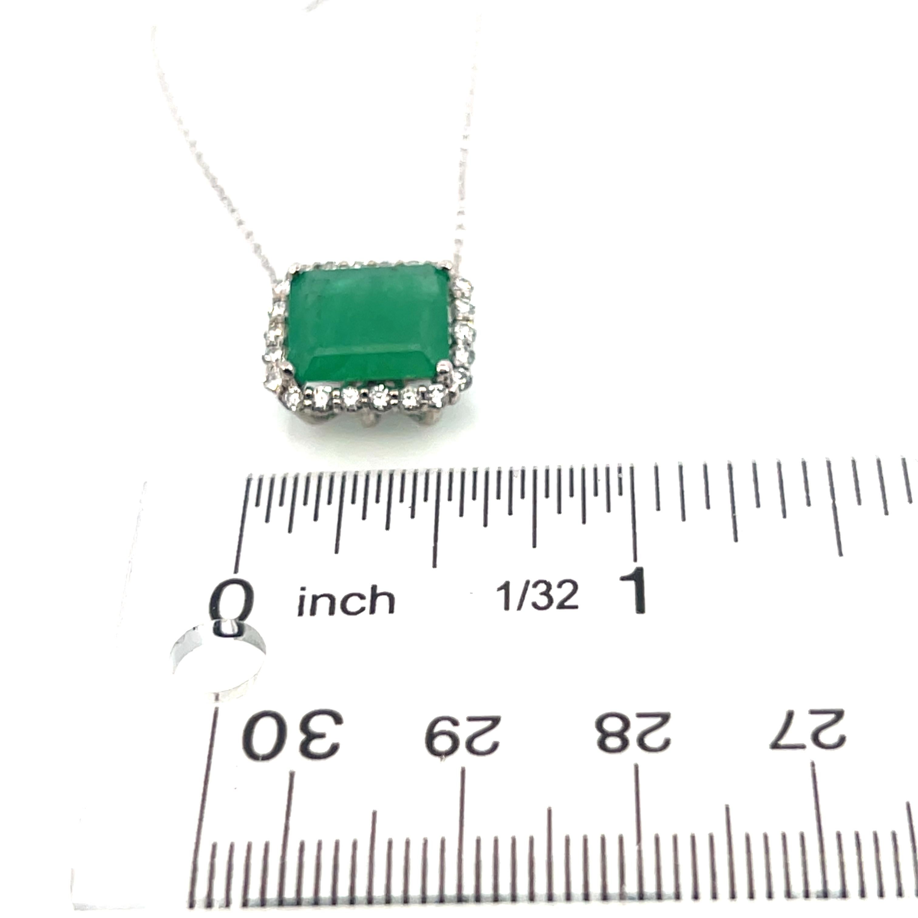 Natural Emerald Diamond Necklace 18