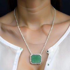 Collar de Diamantes Esmeralda Natural 18" Oro Blanco 14k 2.64 TCW Certificado