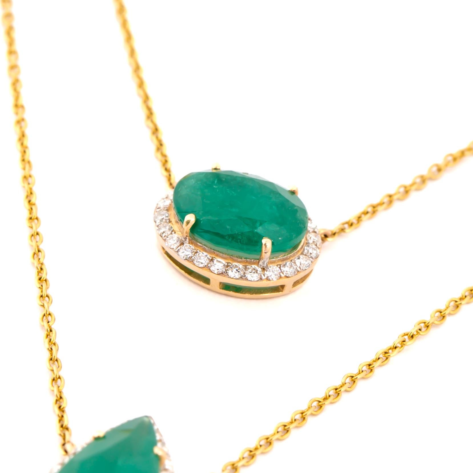 Donna Collana di smeraldi naturali e diamanti in oro 14k in vendita