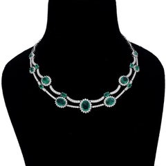 Collana di smeraldi naturali e diamanti in oro bianco massiccio 18 carati