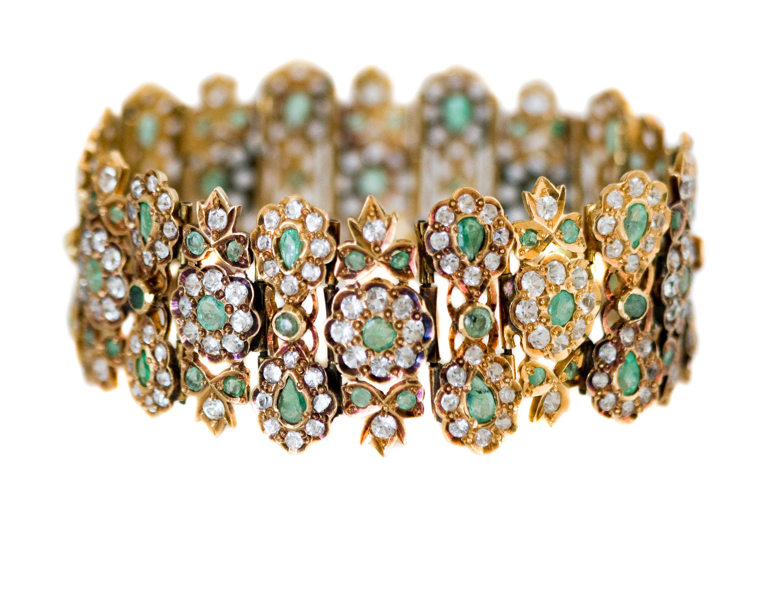 Victorian Natural Emerald, Diamond Paste and 18 Karat Yellow Gold Link Bracelet For Sale