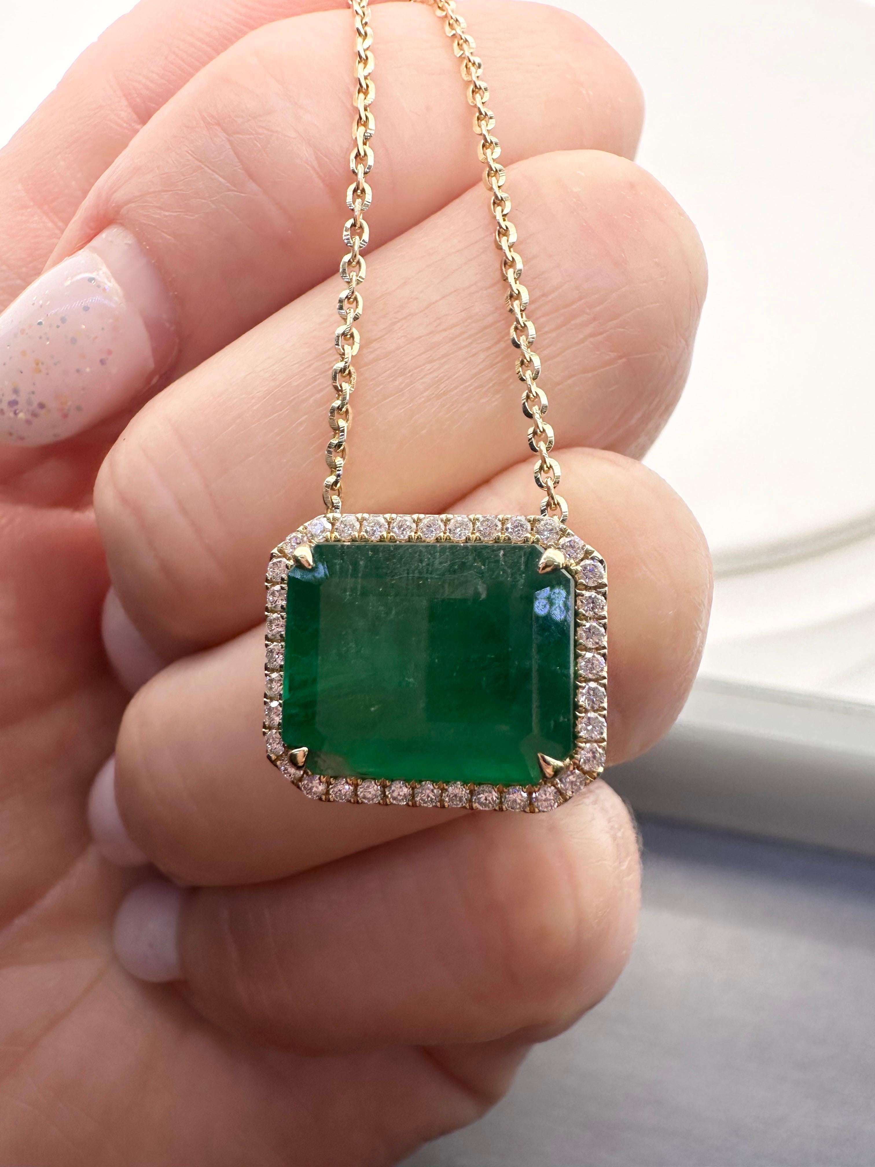 Emerald Cut Natural emerald diamond pendant 18KT gold 7.36 carats Emerald  For Sale