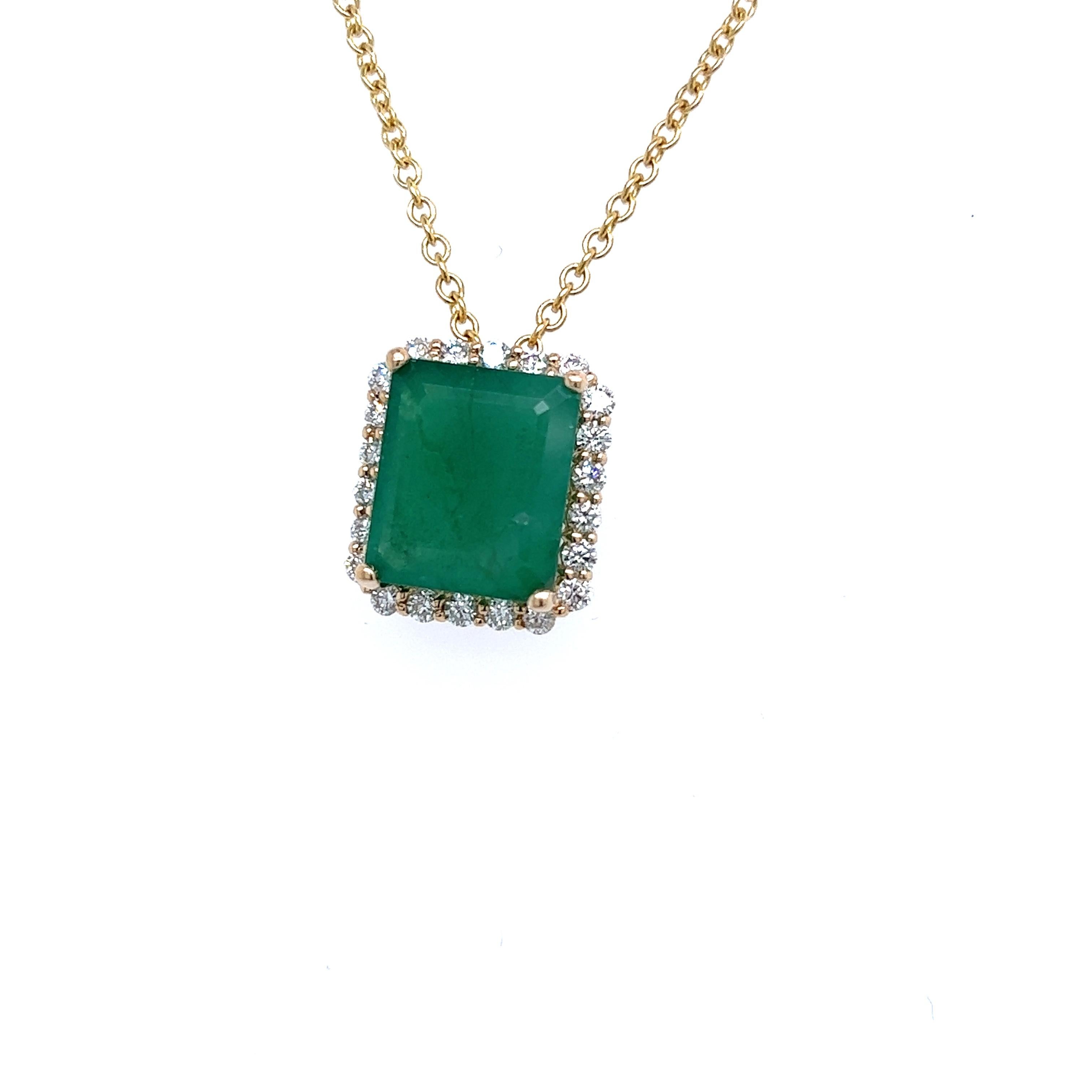 Natural Emerald Diamond Pendant Necklace 14k Yellow Gold 5.05 TCW Certified In New Condition For Sale In Brooklyn, NY