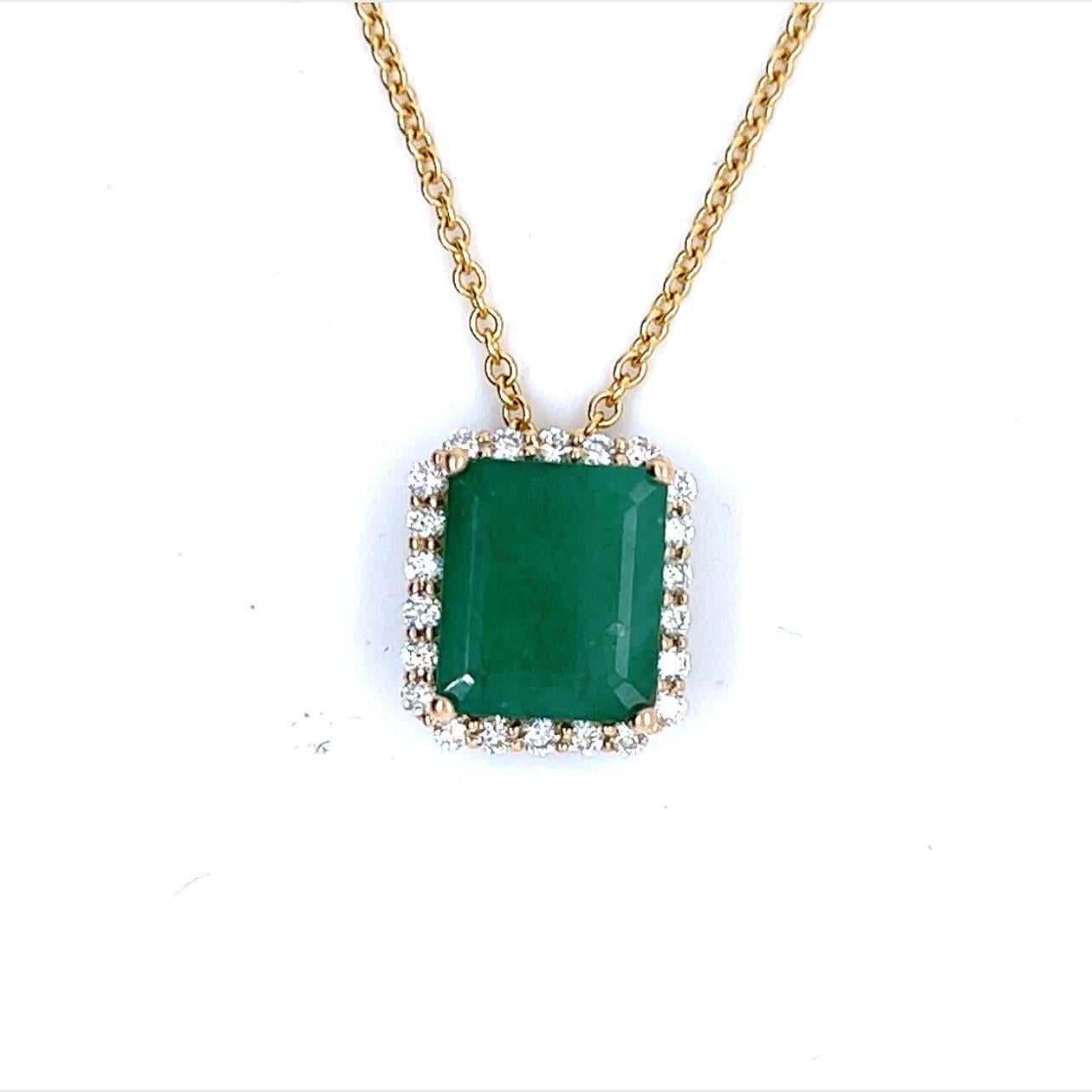 Women's Natural Emerald Diamond Pendant Necklace 14k Yellow Gold 5.05 TCW Certified For Sale