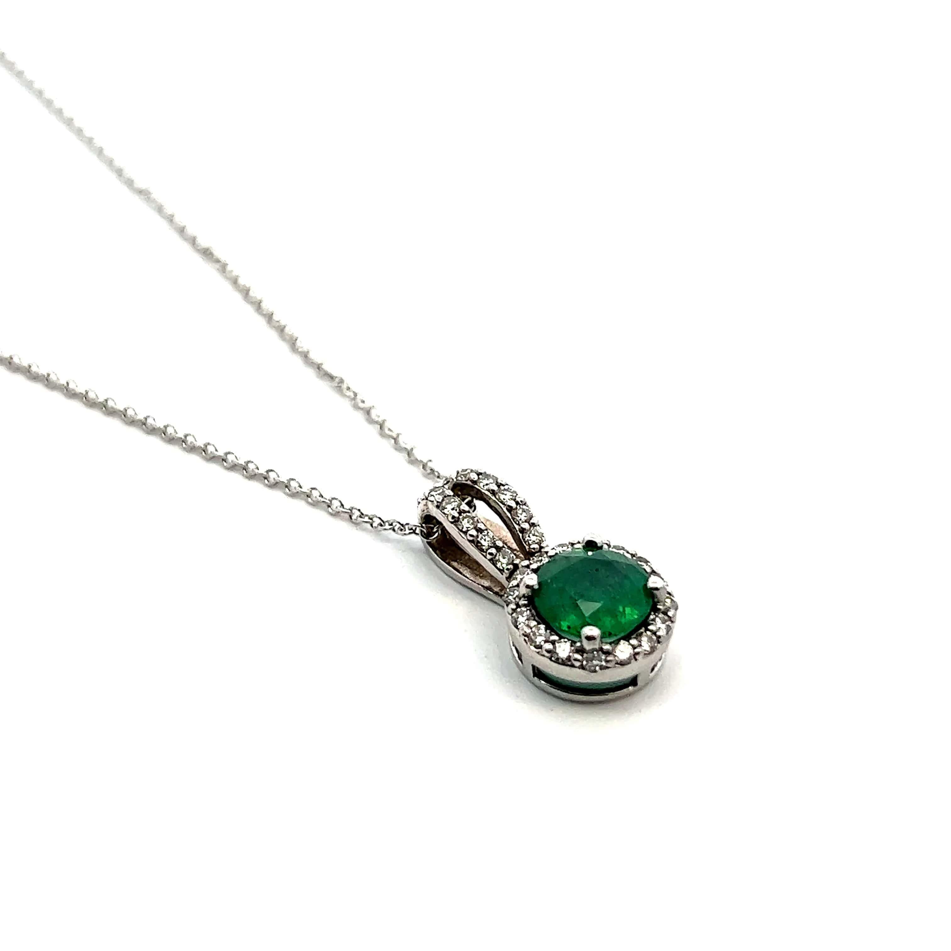 Natural Emerald Diamond Pendant Necklace 18