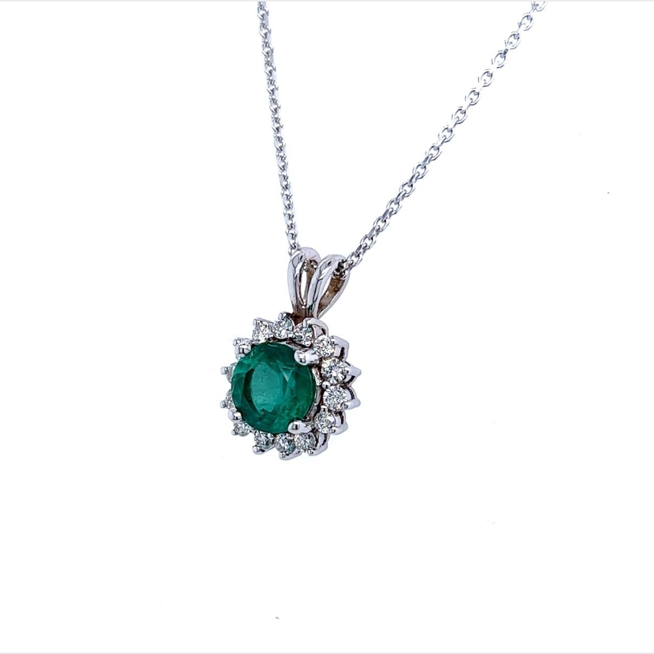 Natural Emerald Diamond Pendant with Chain 14k White Gold 2 TCW Certified In New Condition For Sale In Brooklyn, NY
